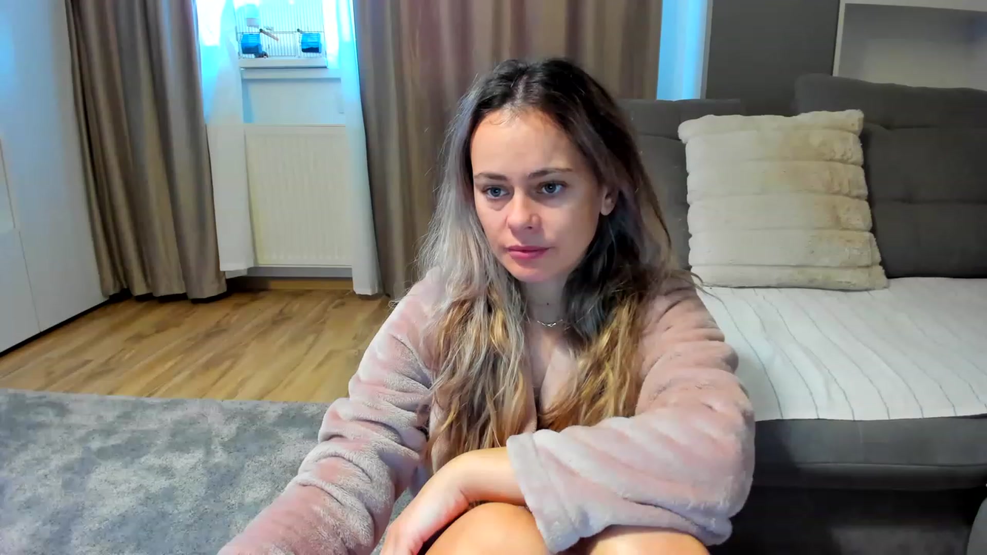 Gallery image thumbnail from DebraPaige's myfreecams stream on, 12/29/2022, 08:47 image 11 of 20