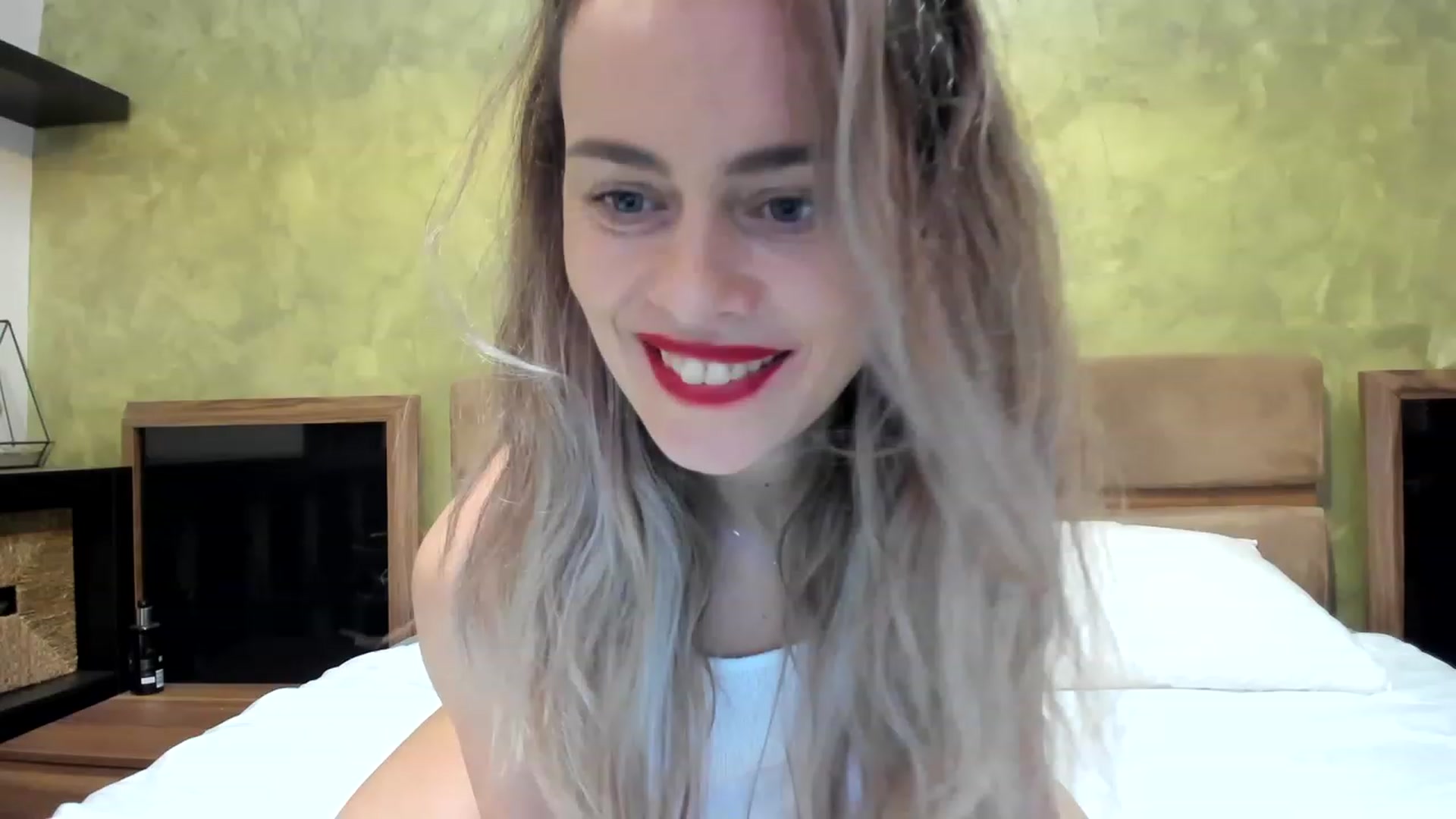 Gallery image thumbnail from DebraPaige's myfreecams stream on, 01/10/2023, 13:56 image 6 of 20