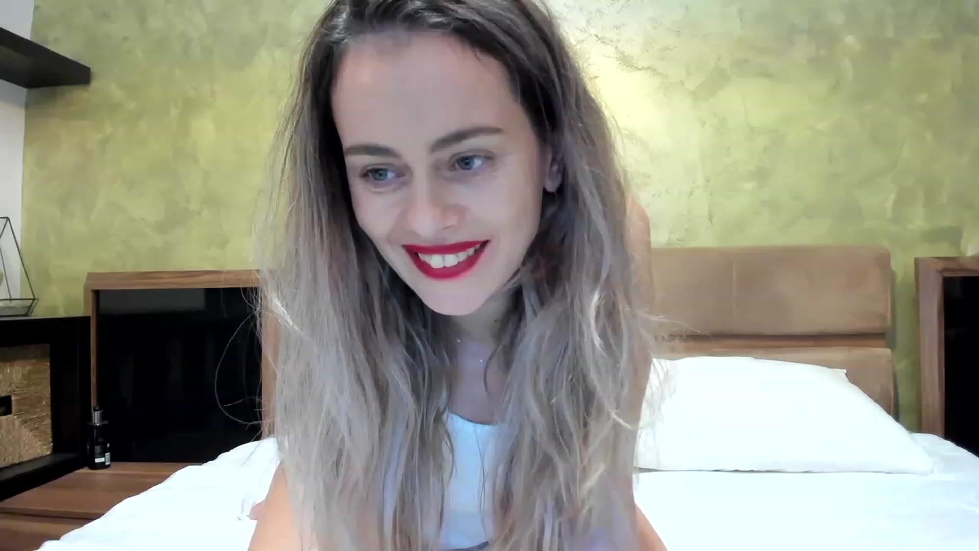 Gallery image thumbnail from DebraPaige's myfreecams stream on, 01/10/2023, 13:56 image 4 of 20