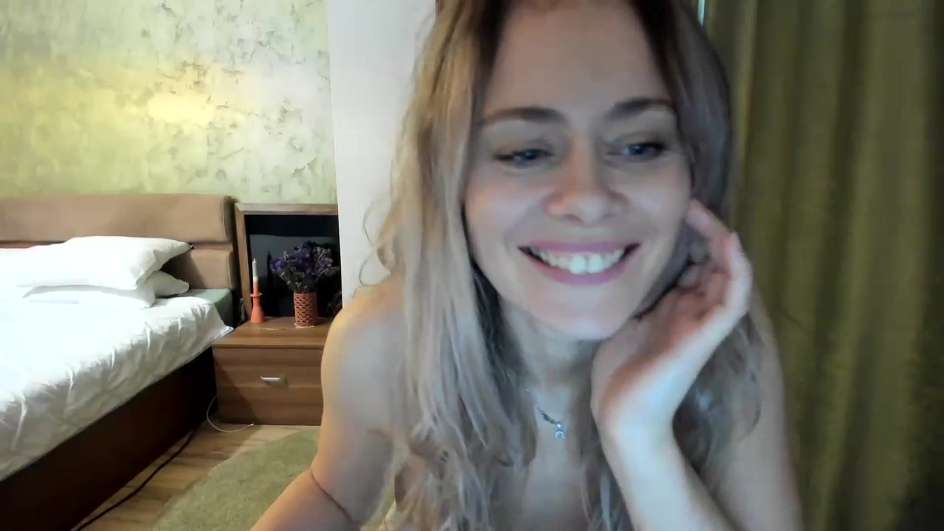 Gallery image thumbnail from DebraPaige's myfreecams stream on, 01/12/2023, 10:08 image 20 of 20