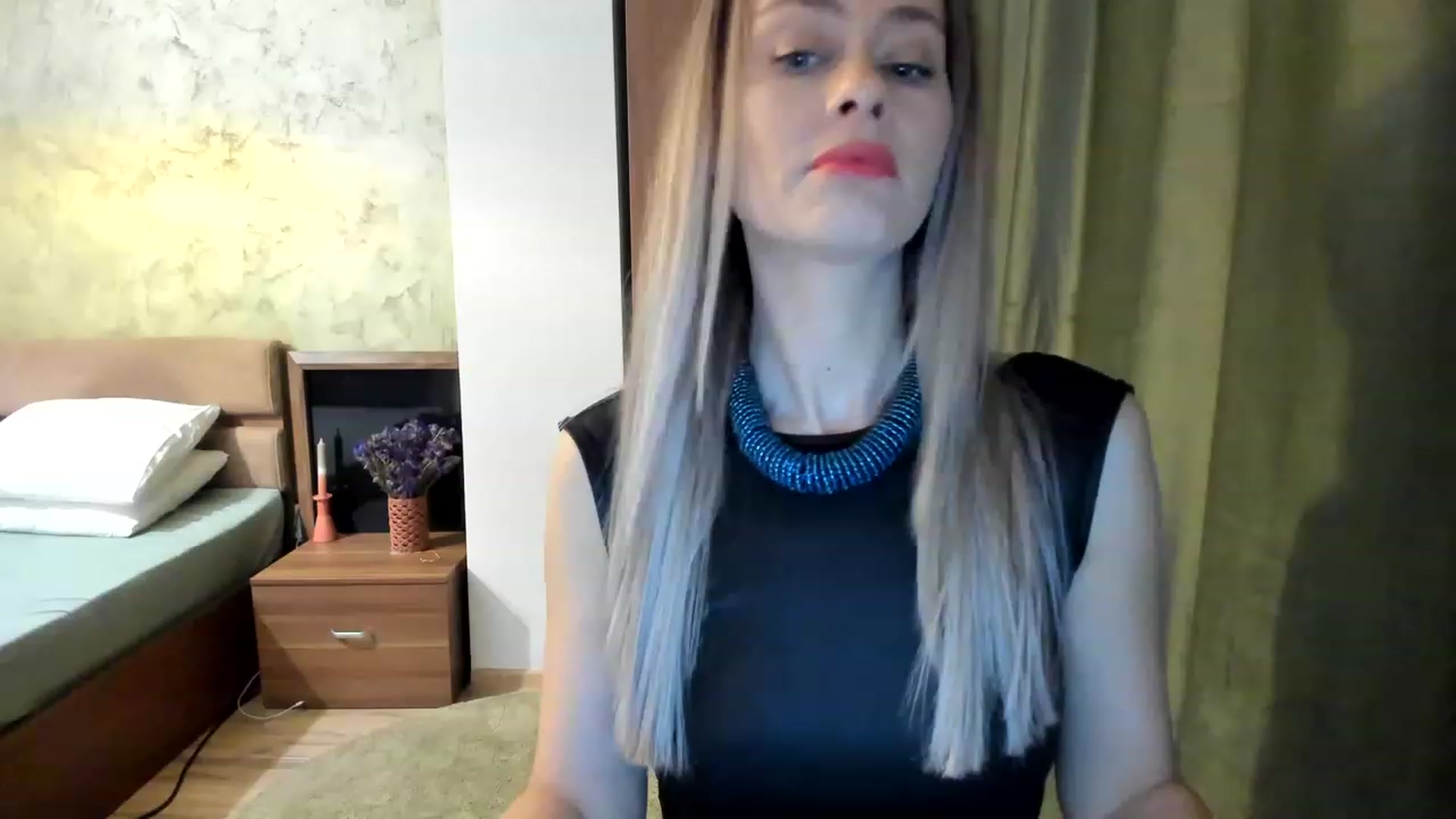 Gallery image thumbnail from DebraPaige's myfreecams stream on, 01/16/2023, 06:43 image 5 of 20