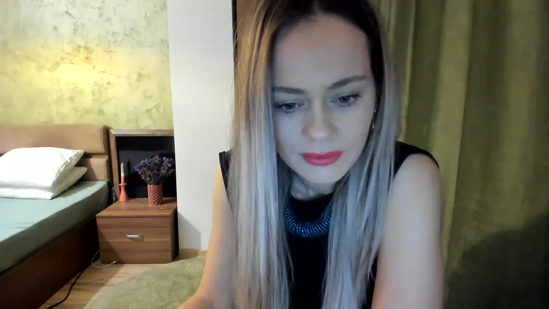 Gallery image thumbnail from DebraPaige's myfreecams stream on, 01/16/2023, 06:43 image 10 of 20