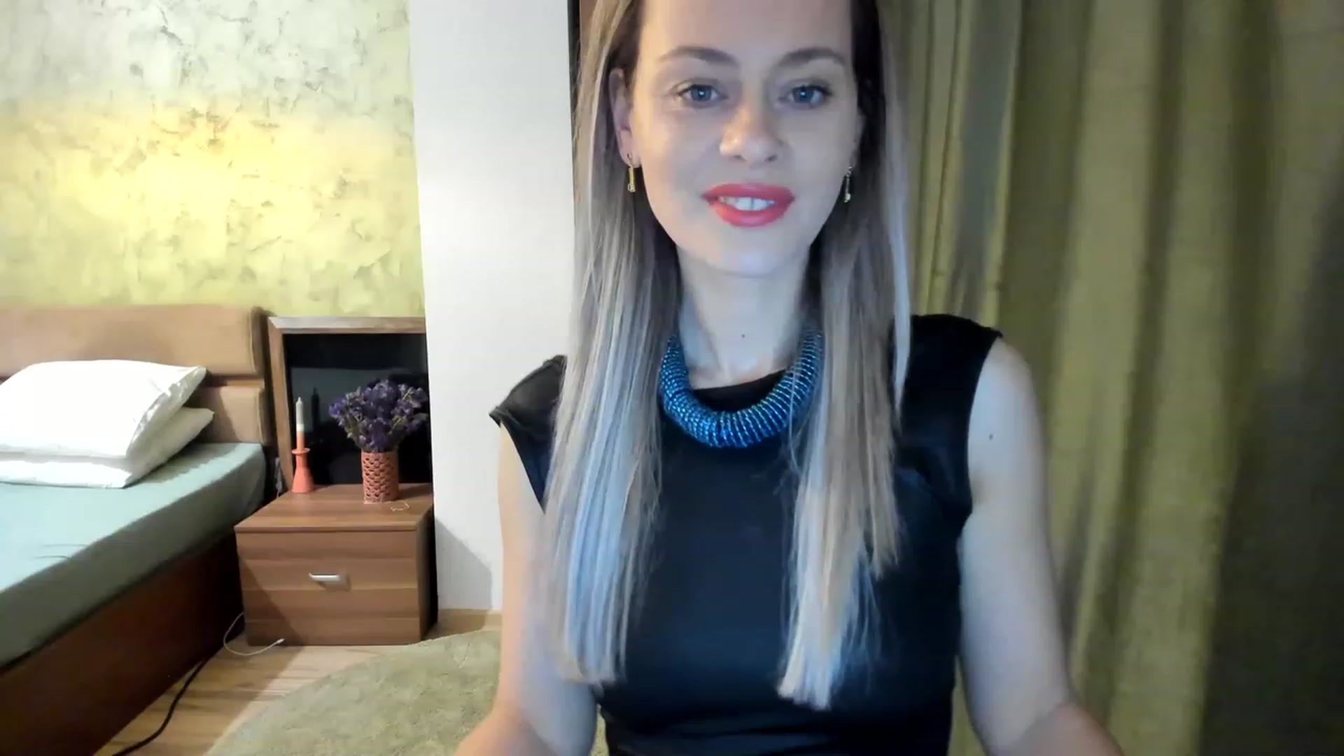 Gallery image thumbnail from DebraPaige's myfreecams stream on, 01/16/2023, 06:43 image 14 of 20