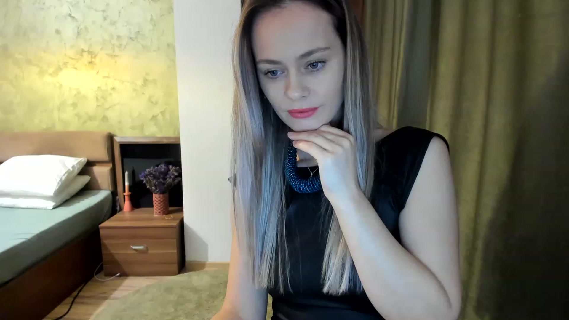 Gallery image thumbnail from DebraPaige's myfreecams stream on, 01/16/2023, 07:03 image 8 of 20