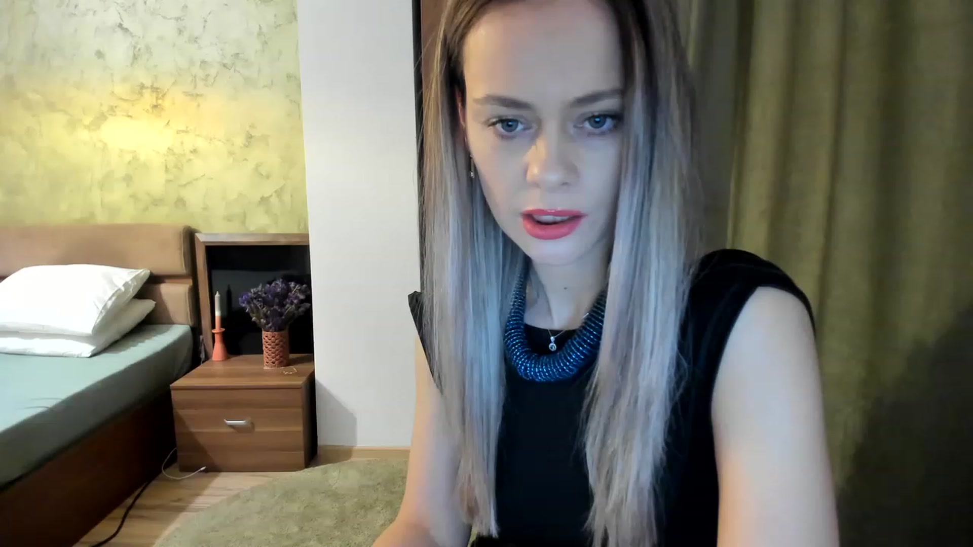 Gallery image thumbnail from DebraPaige's myfreecams stream on, 01/16/2023, 07:03 image 14 of 20