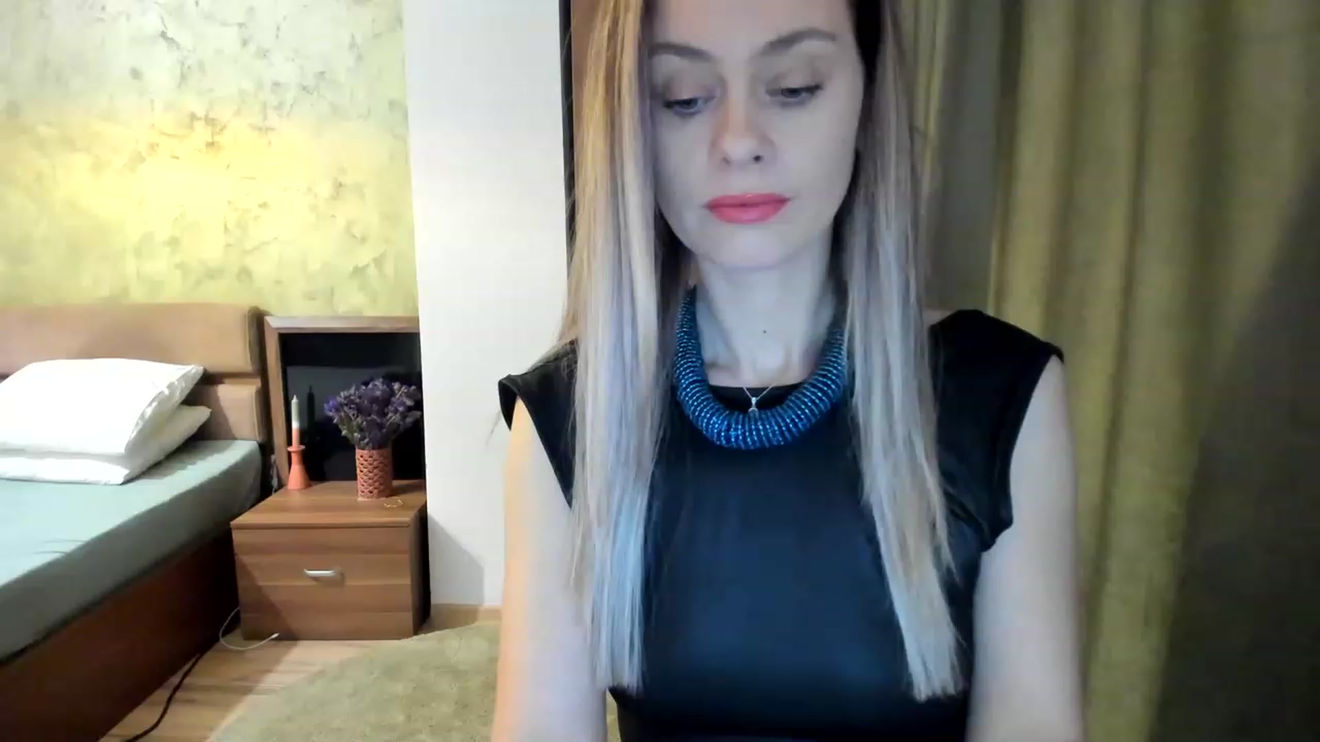 Gallery image thumbnail from DebraPaige's myfreecams stream on, 01/16/2023, 07:03 image 1 of 20