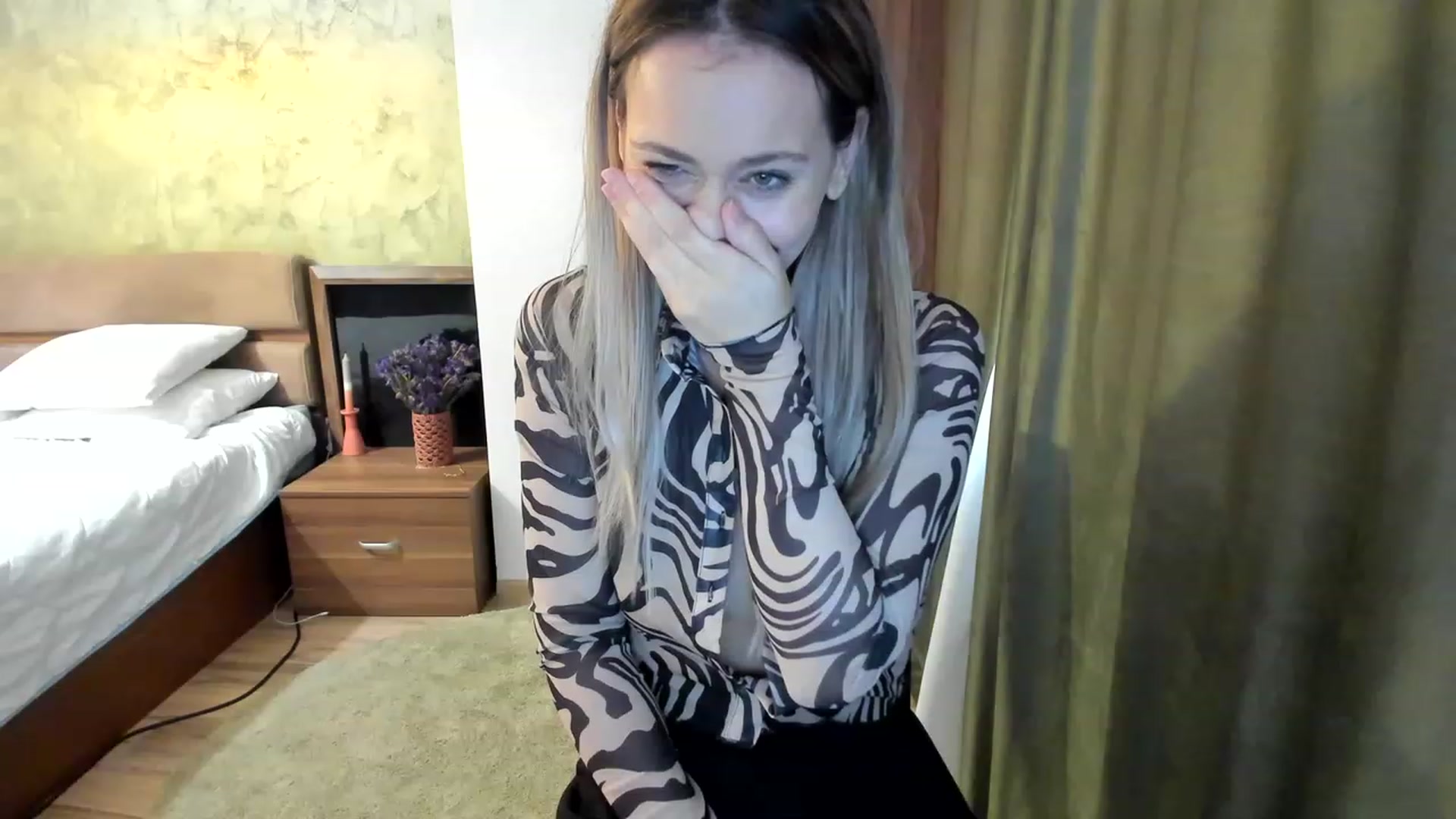 Gallery image thumbnail from DebraPaige's myfreecams stream on, 01/17/2023, 09:34 image 16 of 20