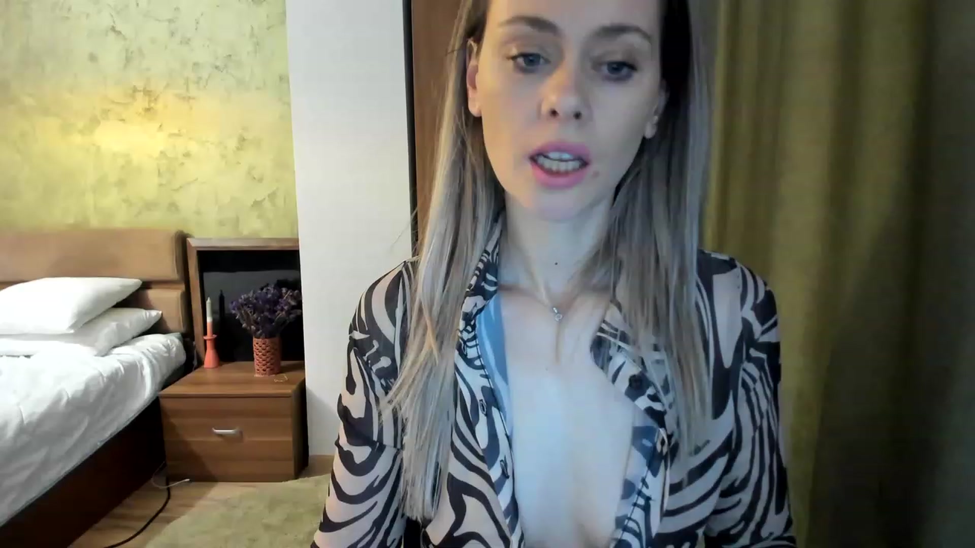 Gallery image thumbnail from DebraPaige's myfreecams stream on, 01/17/2023, 11:06 image 18 of 20