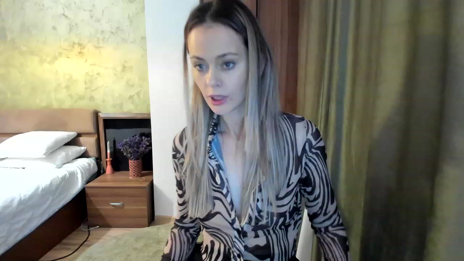 Gallery image thumbnail from DebraPaige's myfreecams stream on, 01/17/2023, 11:06 image 1 of 20