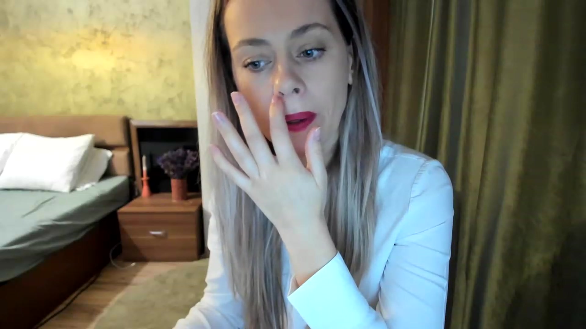 Gallery image thumbnail from DebraPaige's myfreecams stream on, 01/18/2023, 08:51 image 10 of 20