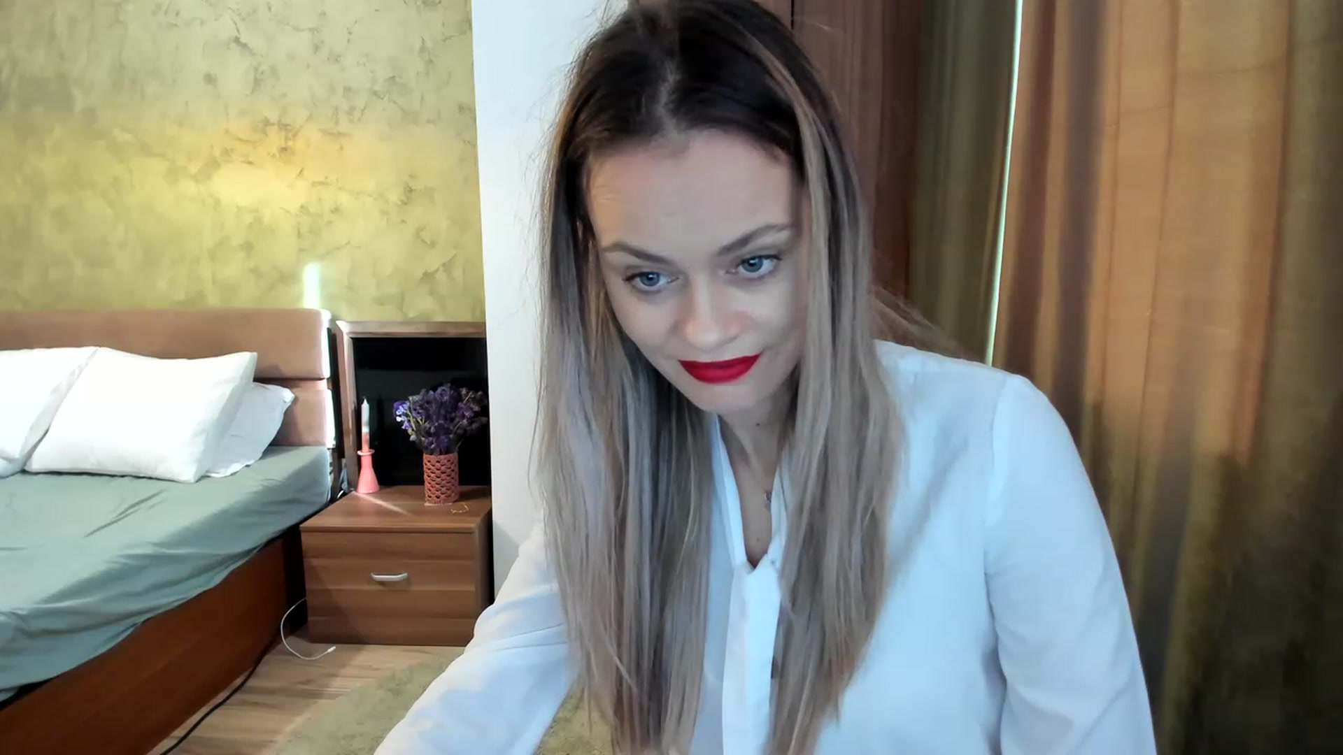 Gallery image thumbnail from DebraPaige's myfreecams stream on, 01/18/2023, 08:51 image 18 of 20