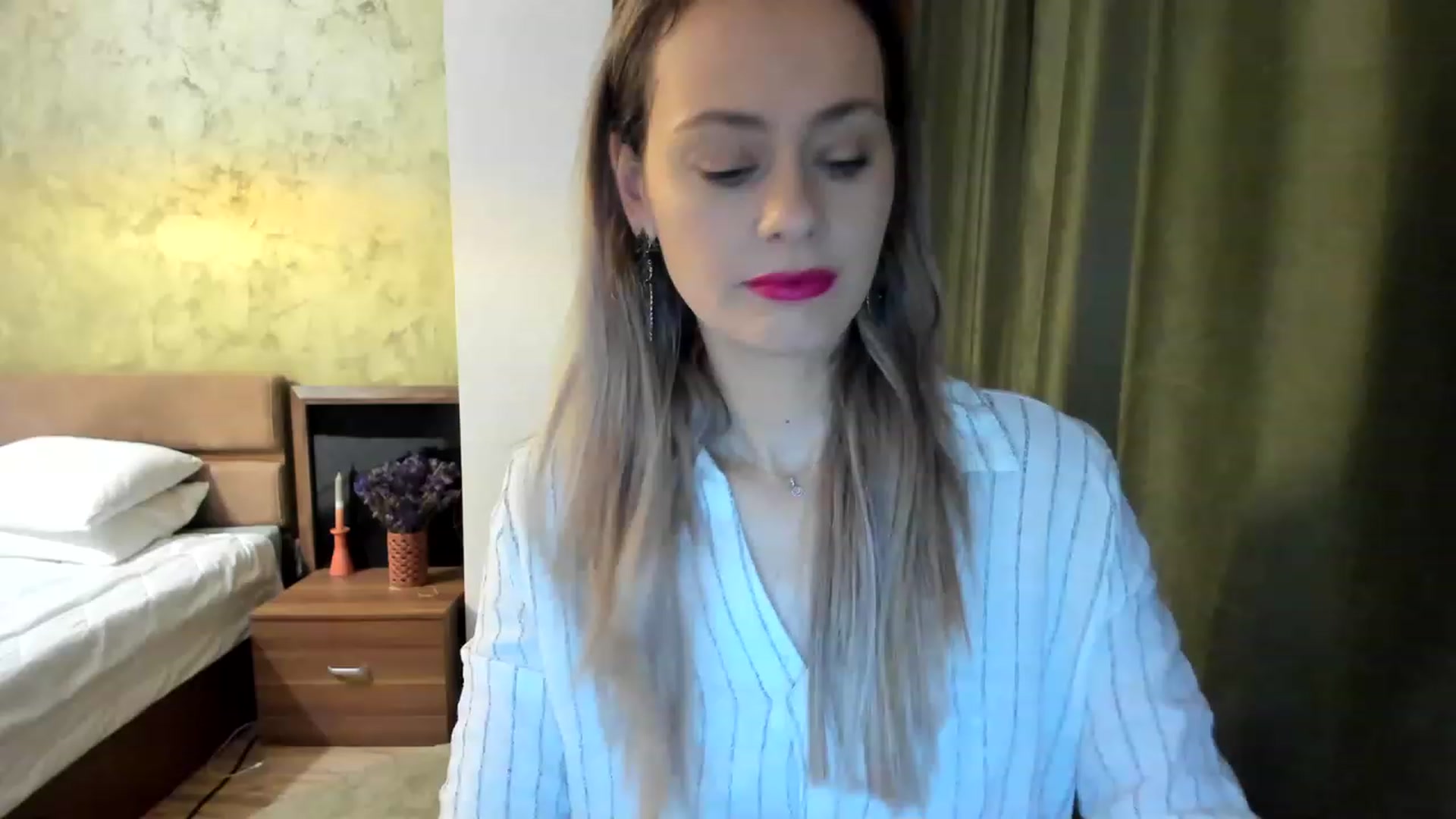 Gallery image thumbnail from DebraPaige's myfreecams stream on, 01/19/2023, 10:44 image 1 of 20