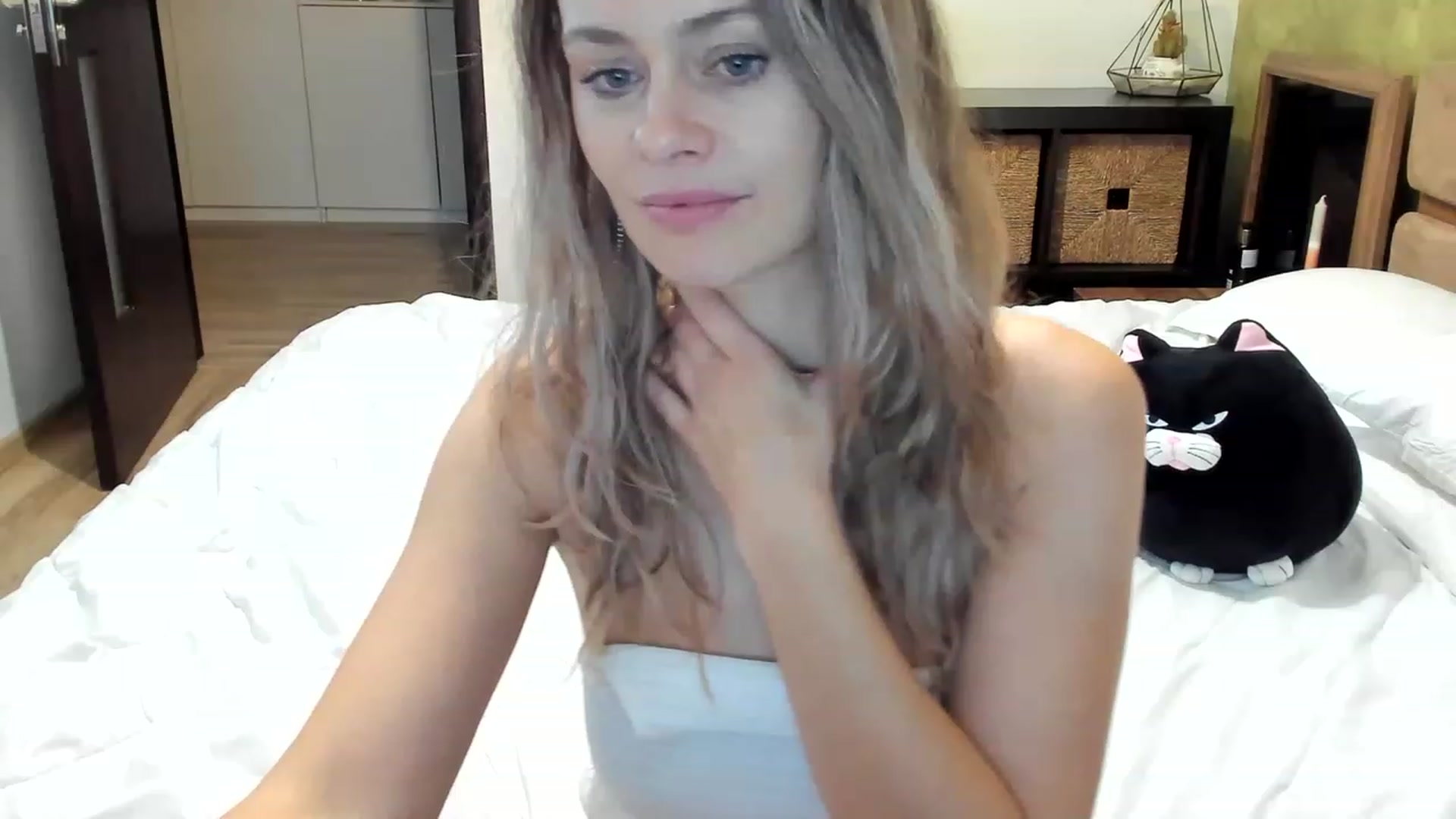 Gallery image thumbnail from DebraPaige's myfreecams stream on, 01/26/2023, 11:17 image 16 of 20