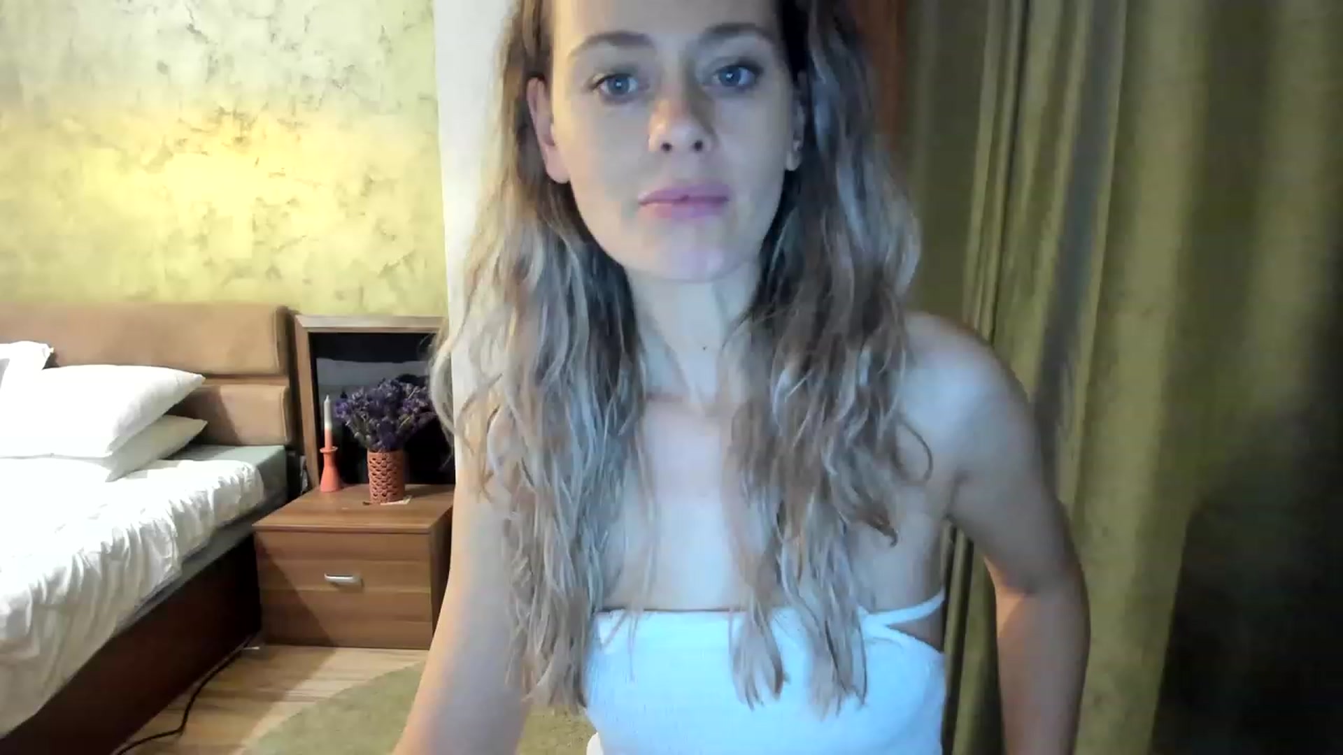 Gallery image thumbnail from DebraPaige's myfreecams stream on, 01/26/2023, 14:19 image 19 of 20