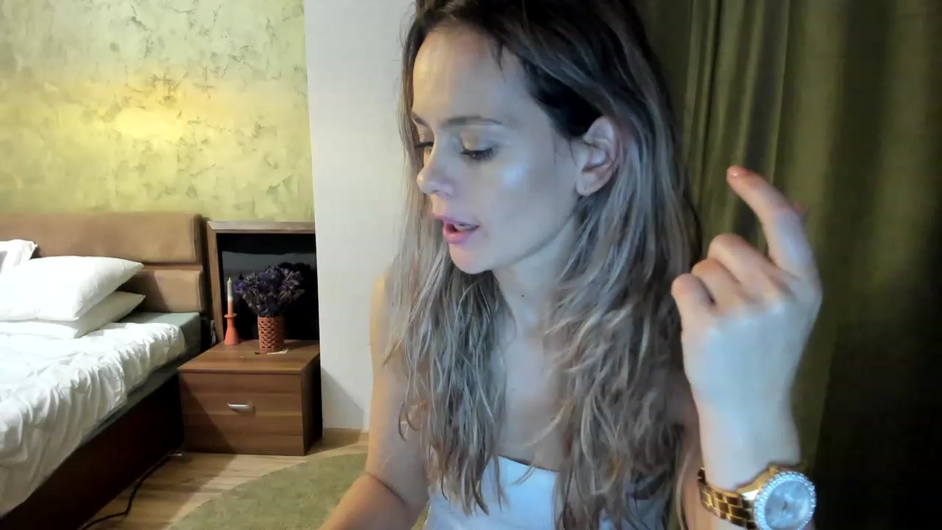 Gallery image thumbnail from DebraPaige's myfreecams stream on, 01/26/2023, 14:19 image 18 of 20