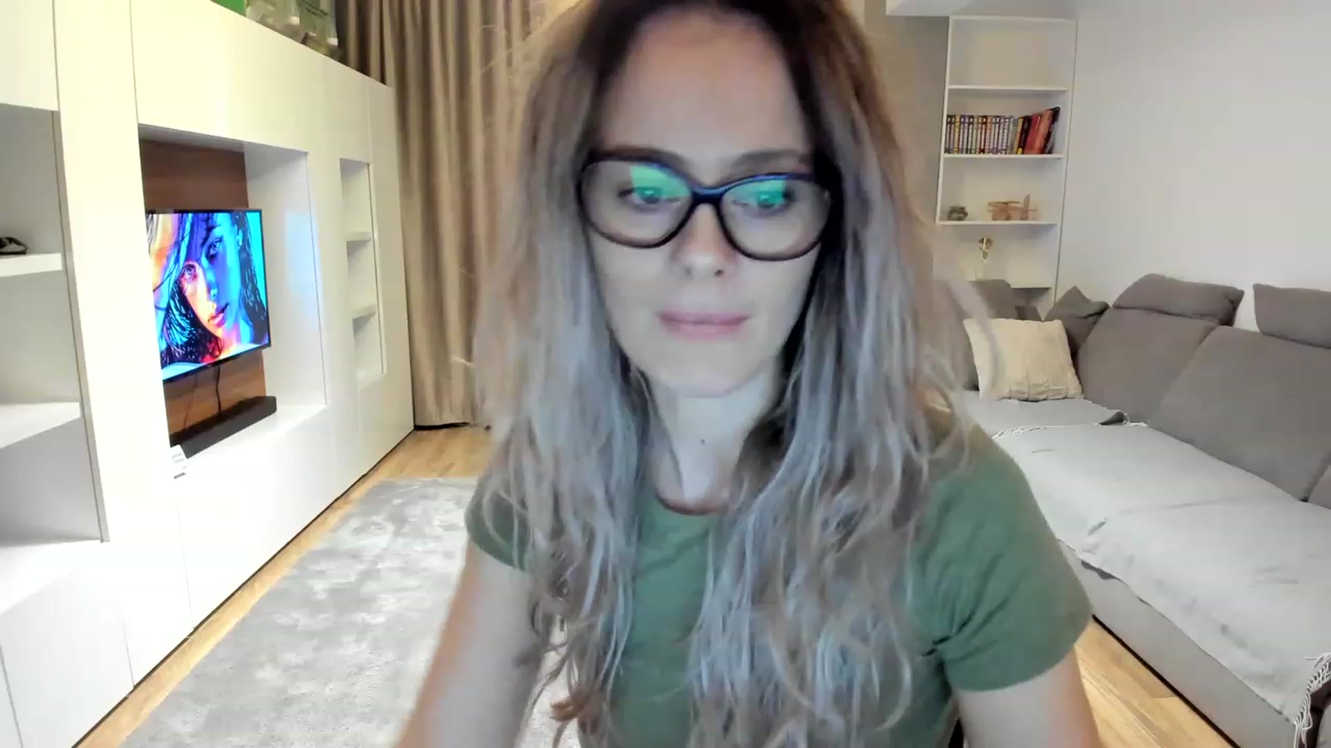 Gallery image thumbnail from DebraPaige's myfreecams stream on, 01/27/2023, 09:25 image 12 of 20