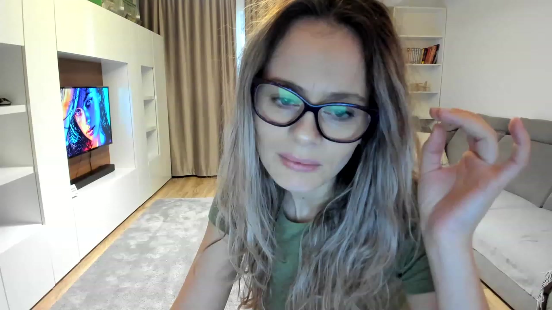 Gallery image thumbnail from DebraPaige's myfreecams stream on, 01/27/2023, 09:25 image 13 of 20