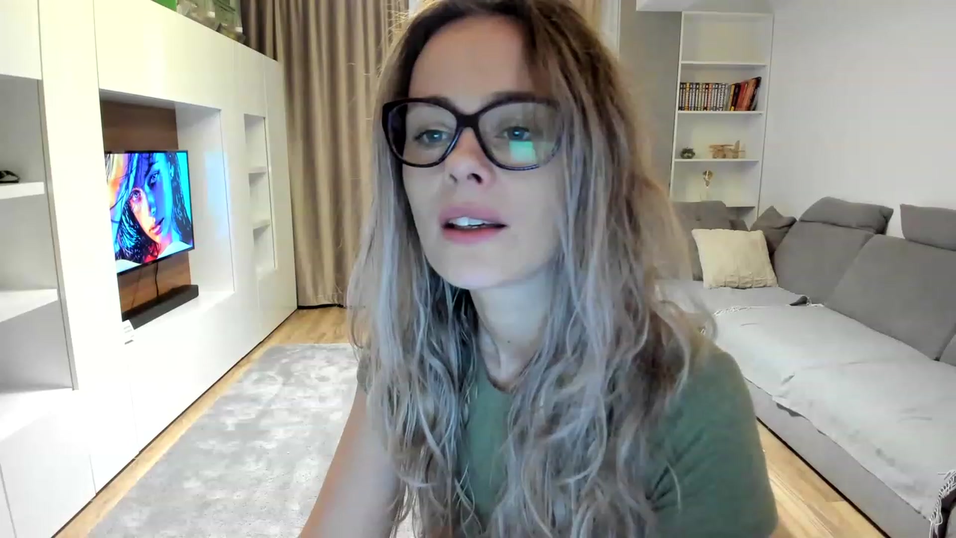 Gallery image thumbnail from DebraPaige's myfreecams stream on, 01/27/2023, 09:25 image 15 of 20