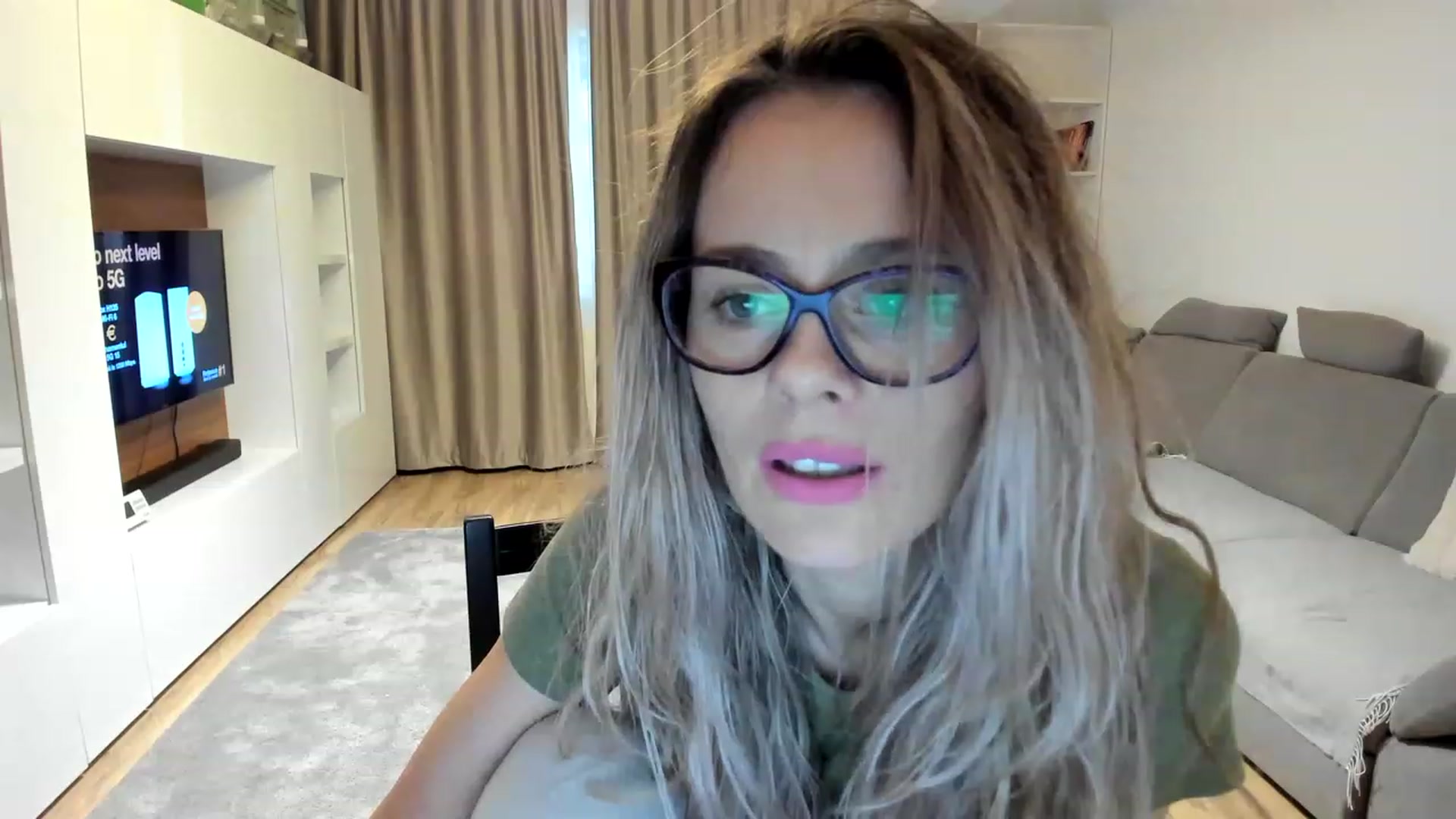 Gallery image thumbnail from DebraPaige's myfreecams stream on, 01/27/2023, 11:07 image 16 of 20