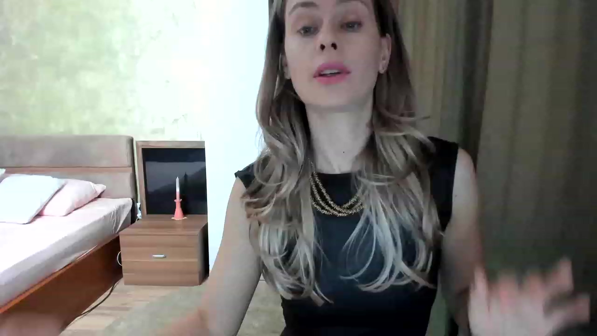 Gallery image thumbnail from DebraPaige's myfreecams stream on, 01/30/2023, 08:30 image 9 of 20
