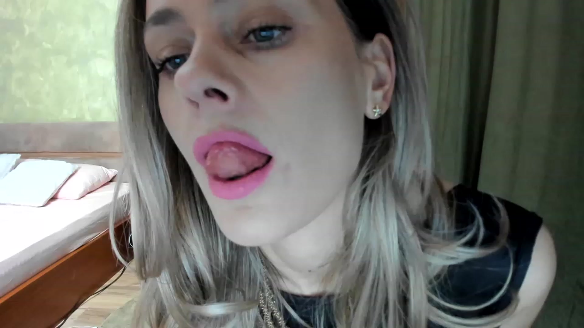 Gallery image thumbnail from DebraPaige's myfreecams stream on, 01/30/2023, 08:30 image 1 of 20