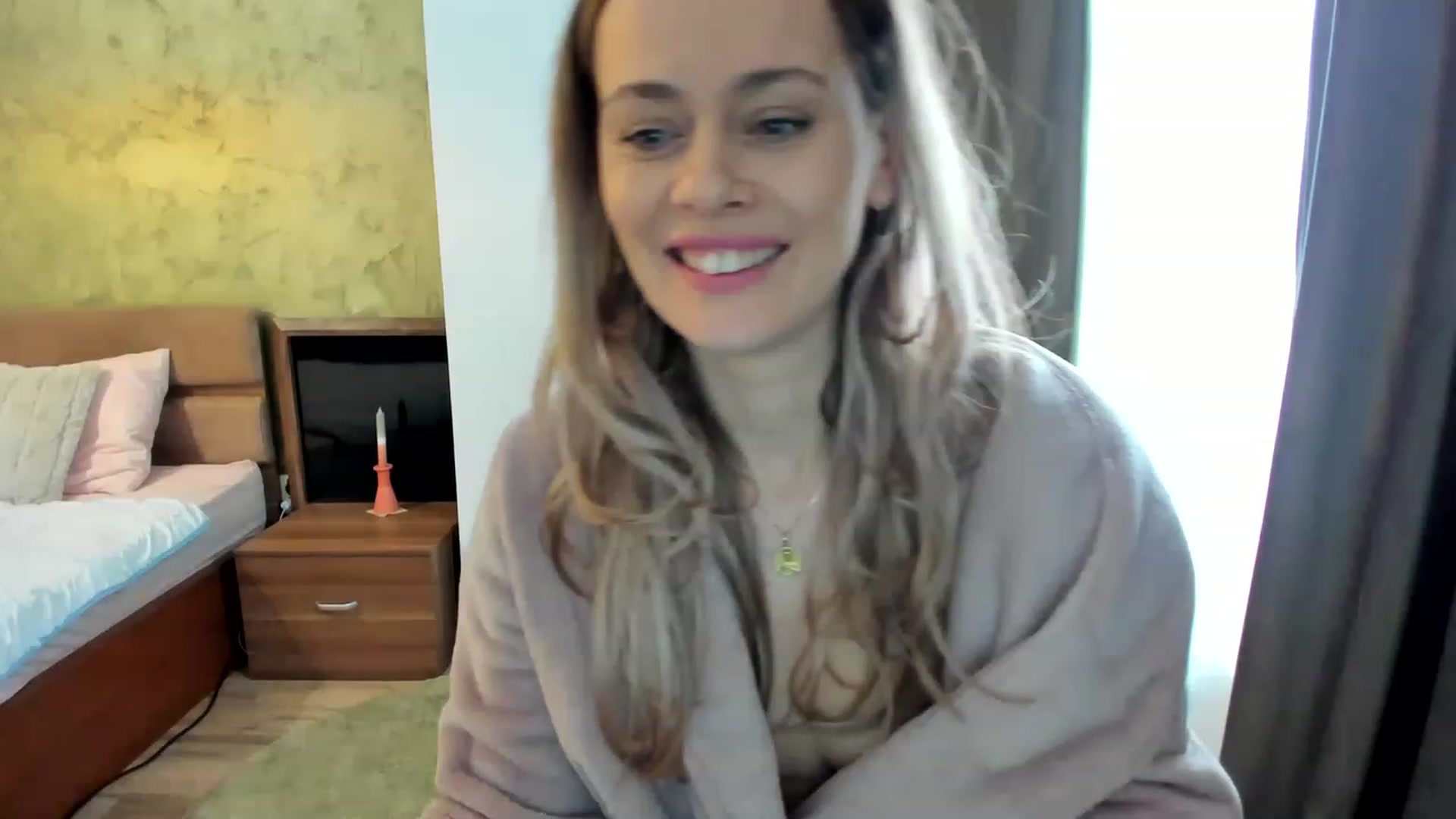 Gallery image thumbnail from DebraPaige's myfreecams stream on, 01/31/2023, 10:32 image 16 of 20