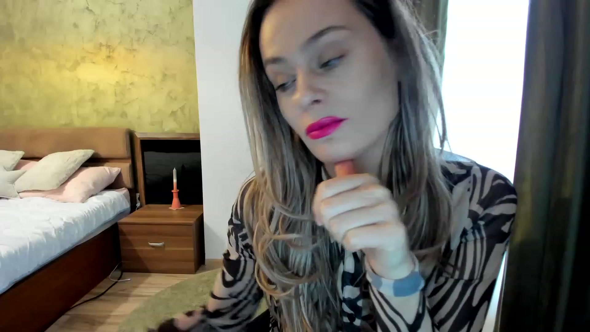 Gallery image thumbnail from DebraPaige's myfreecams stream on, 02/06/2023, 09:06 image 5 of 20