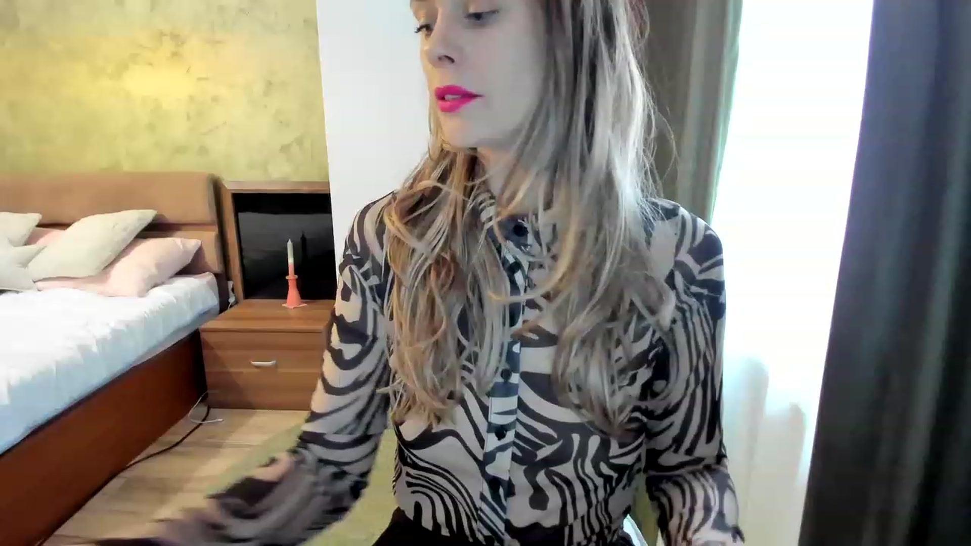 Gallery image thumbnail from DebraPaige's myfreecams stream on, 02/06/2023, 09:06 image 12 of 20
