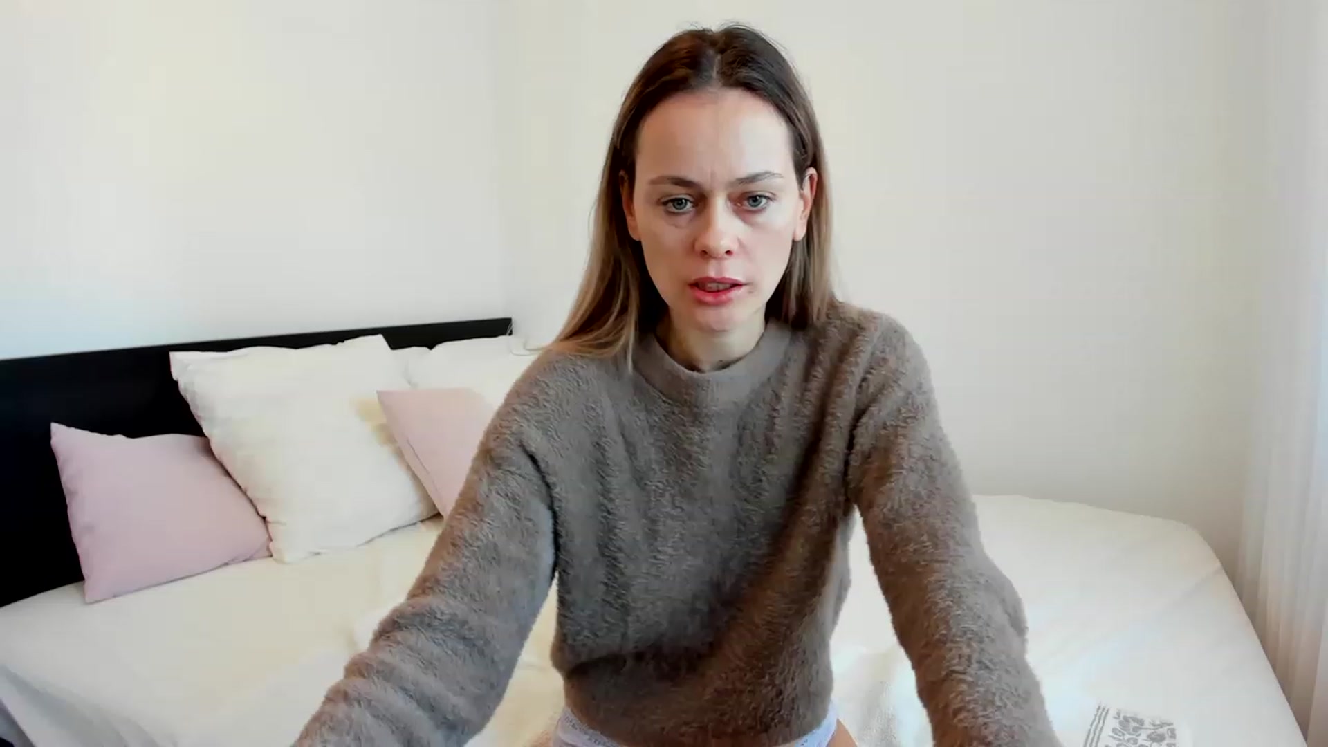 Gallery image thumbnail from DebraPaige's myfreecams stream on, 02/09/2023, 07:01 image 14 of 20