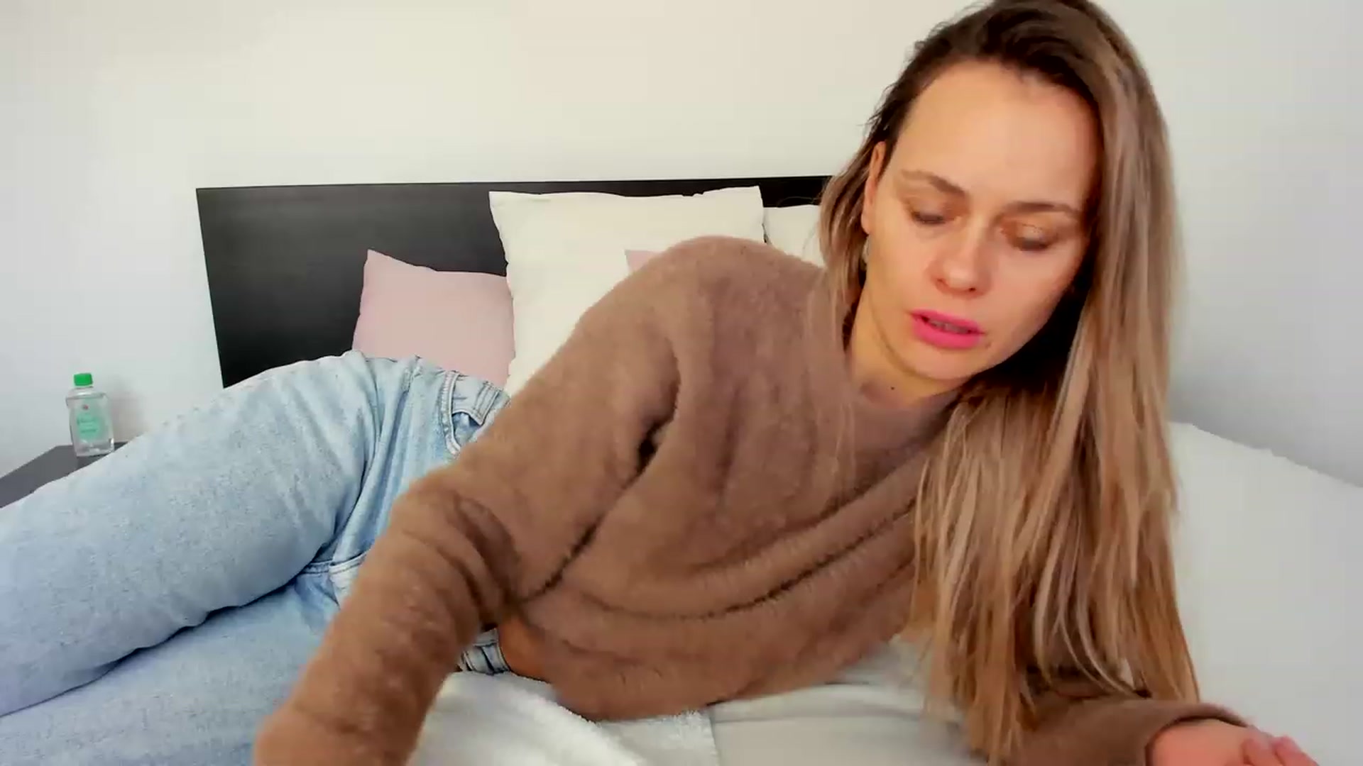 Gallery image thumbnail from DebraPaige's myfreecams stream on, 02/09/2023, 12:35 image 13 of 20