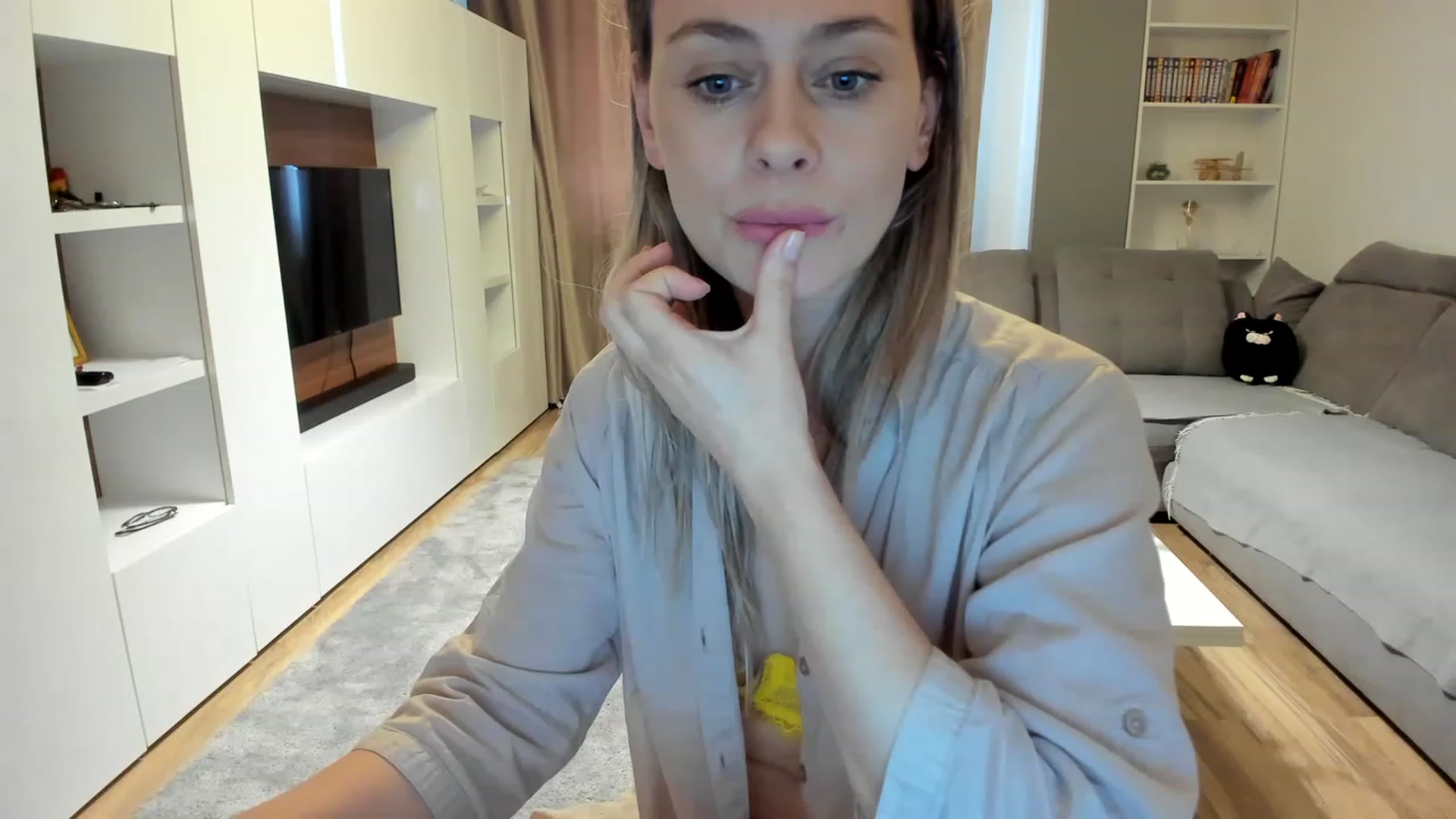 Gallery image thumbnail from DebraPaige's myfreecams stream on, 02/10/2023, 10:46 image 7 of 20