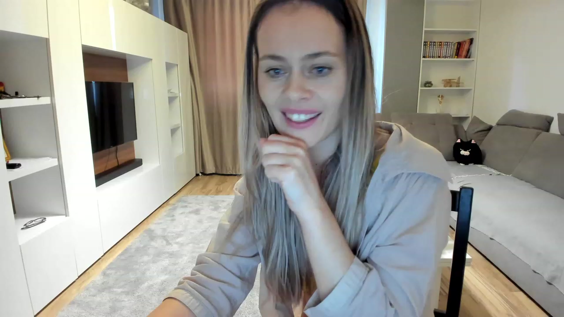 Gallery image thumbnail from DebraPaige's myfreecams stream on, 02/10/2023, 12:37 image 12 of 20
