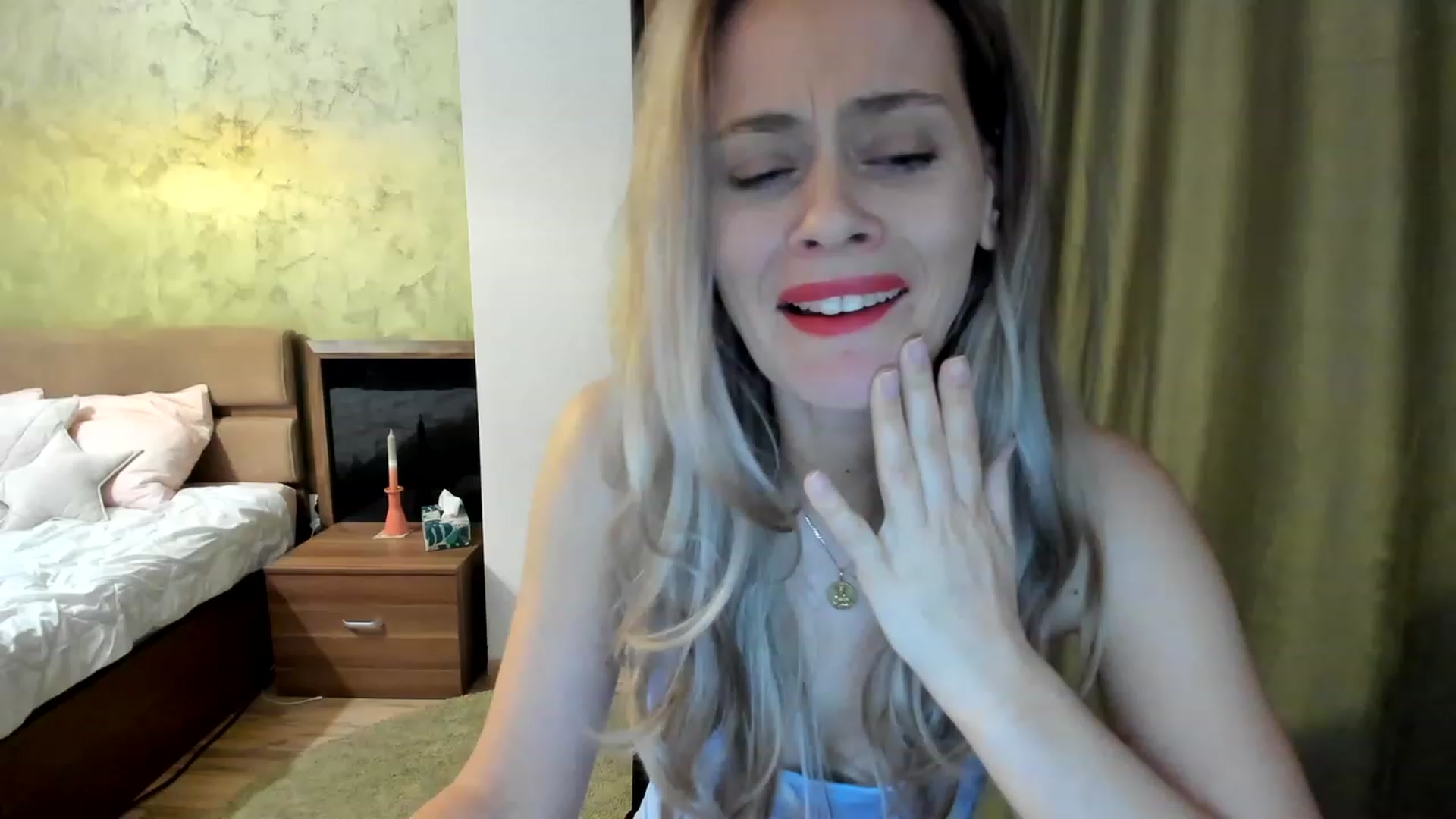 Gallery image thumbnail from DebraPaige's myfreecams stream on, 02/12/2023, 12:44 image 16 of 20