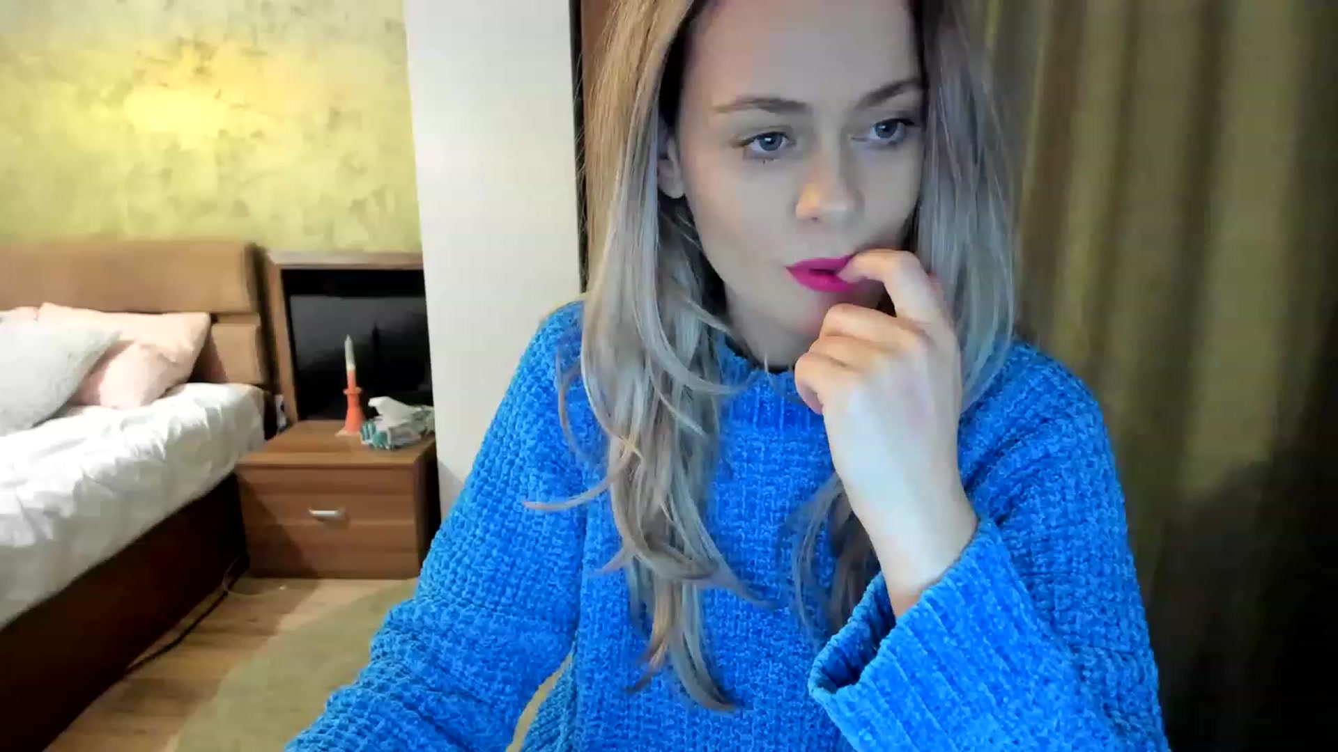 Gallery image thumbnail from DebraPaige's myfreecams stream on, 02/14/2023, 11:00 image 9 of 20
