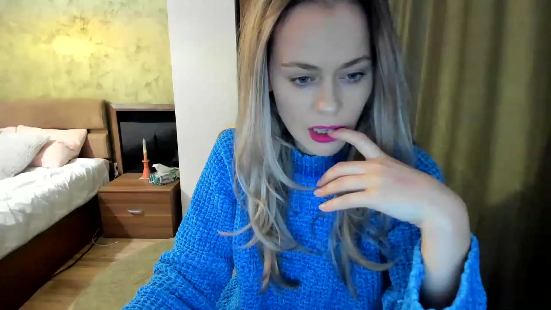 Gallery image thumbnail from DebraPaige's myfreecams stream on, 02/14/2023, 11:00 image 12 of 20