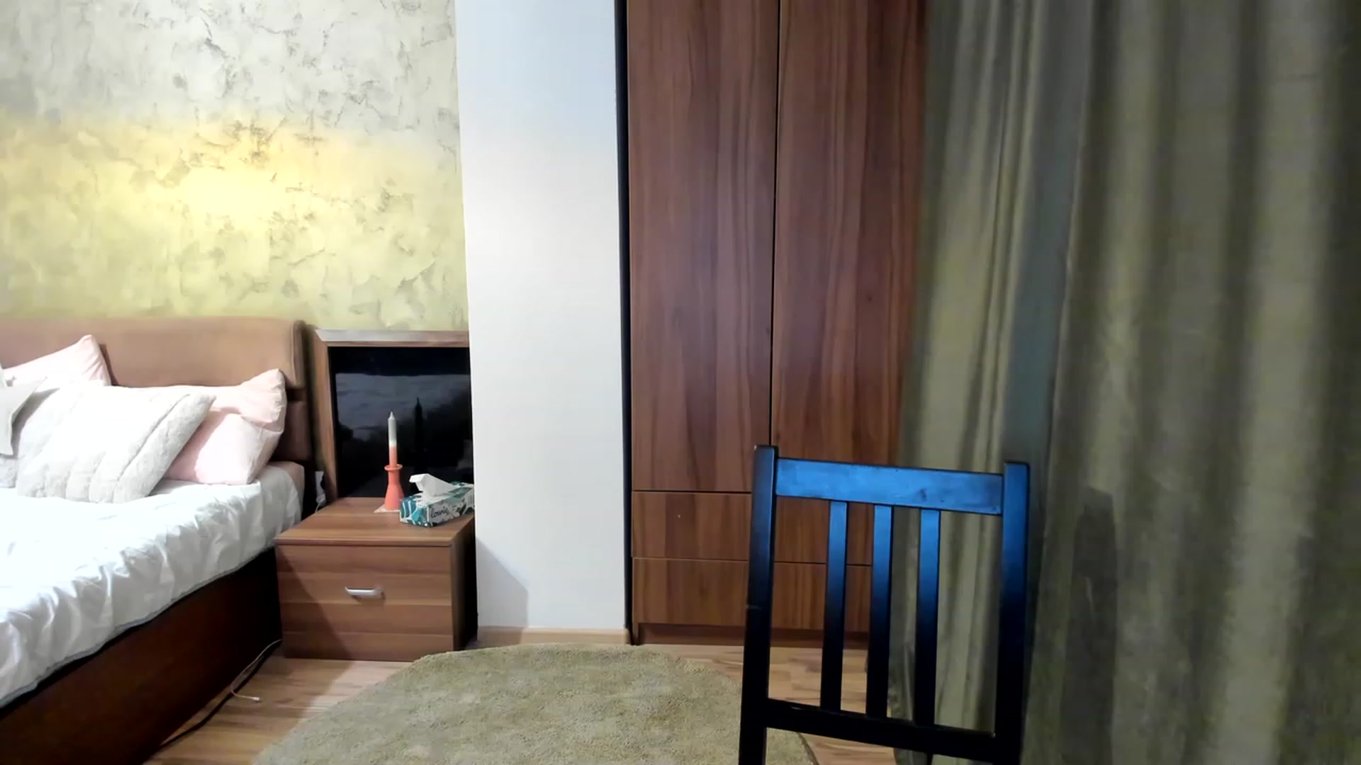 Gallery image thumbnail from DebraPaige's myfreecams stream on, 02/14/2023, 14:41 image 7 of 20