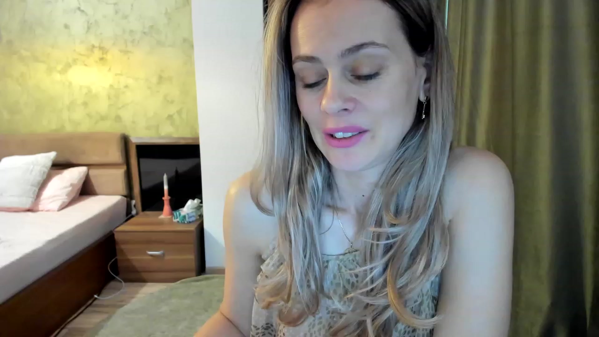 Gallery image thumbnail from DebraPaige's myfreecams stream on, 02/15/2023, 11:49 image 12 of 20