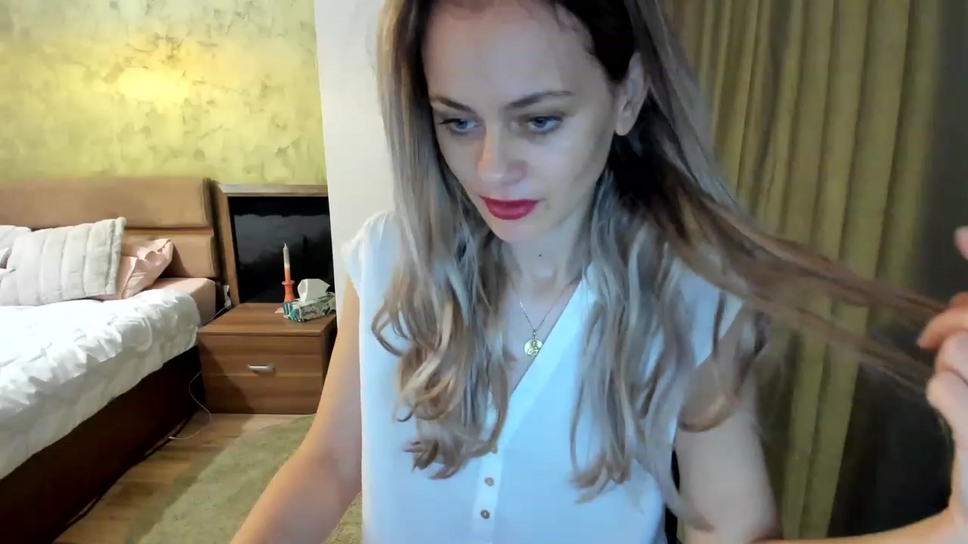 Gallery image thumbnail from DebraPaige's myfreecams stream on, 02/17/2023, 08:20 image 13 of 20