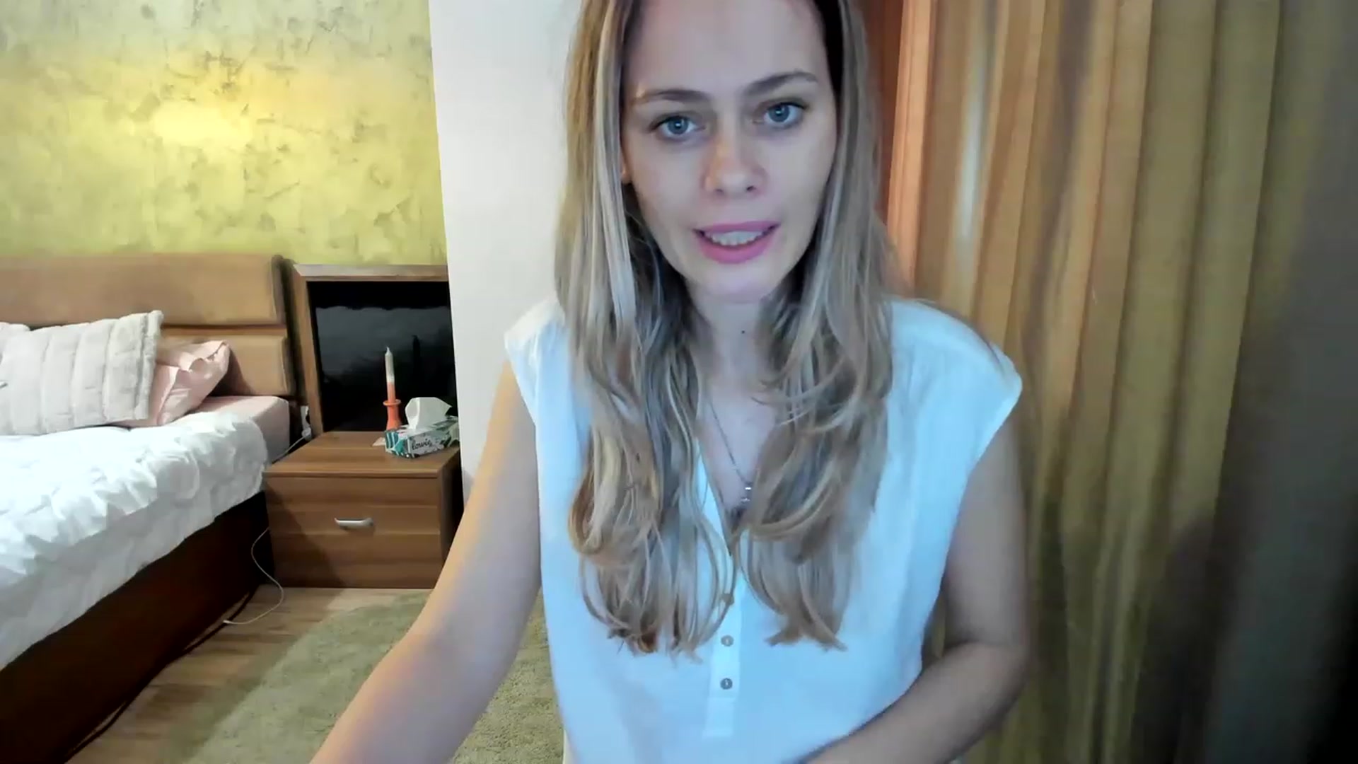 Gallery image thumbnail from DebraPaige's myfreecams stream on, 02/17/2023, 09:56 image 16 of 20