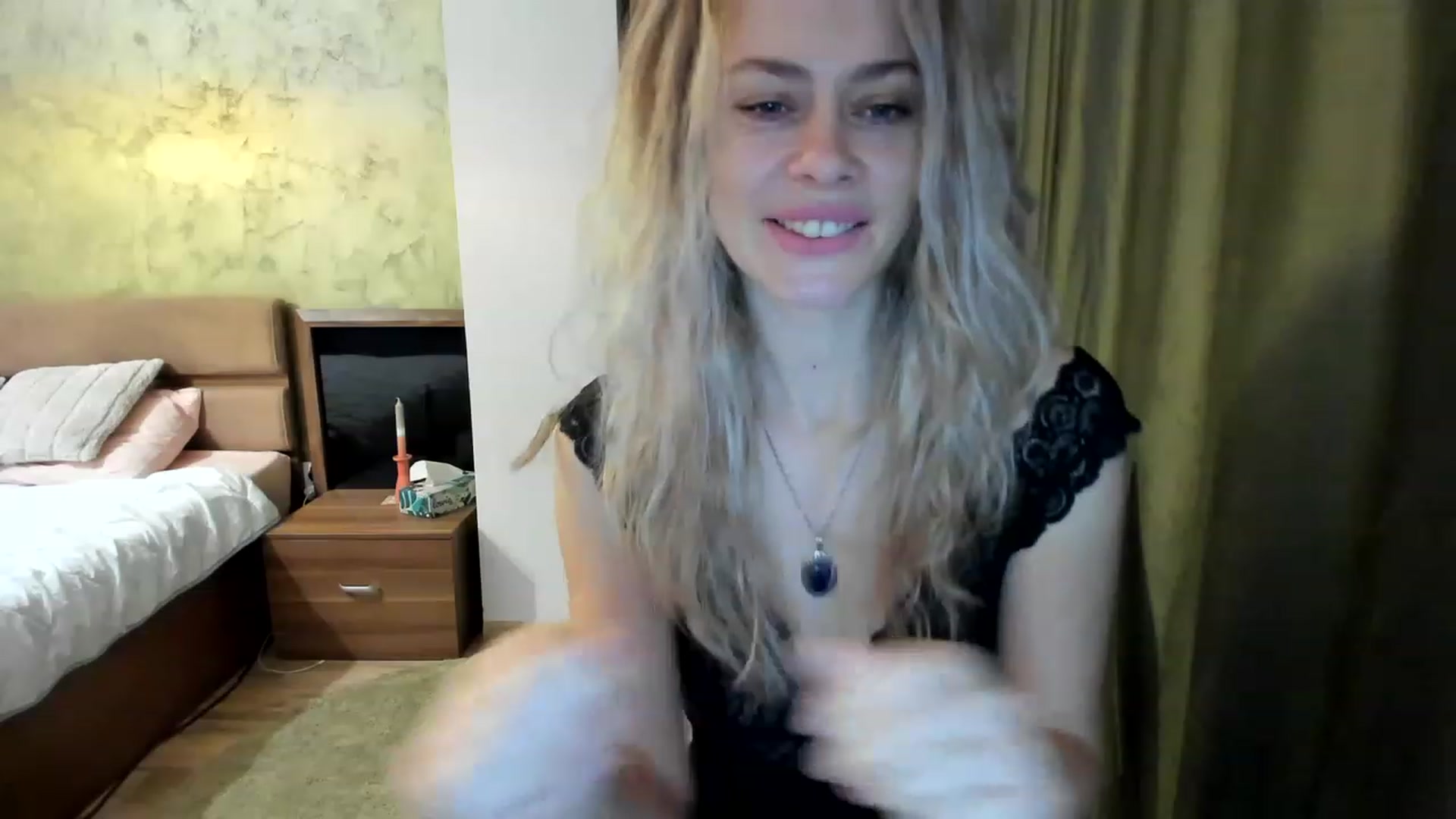 Gallery image thumbnail from DebraPaige's myfreecams stream on, 02/20/2023, 07:45 image 18 of 20