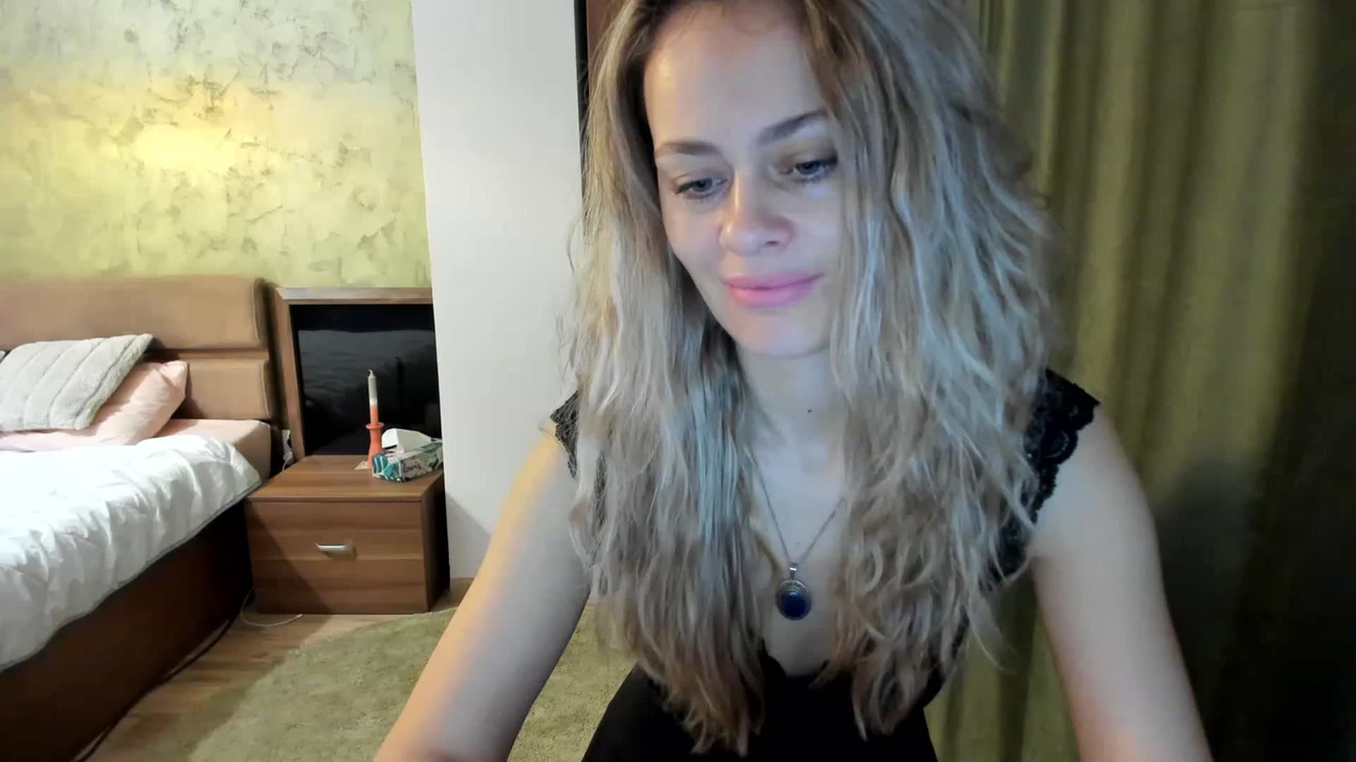Gallery image thumbnail from DebraPaige's myfreecams stream on, 02/20/2023, 07:45 image 10 of 20