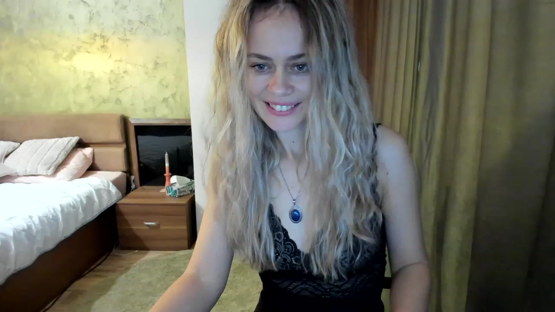 Gallery image thumbnail from DebraPaige's myfreecams stream on, 02/20/2023, 11:28 image 8 of 20
