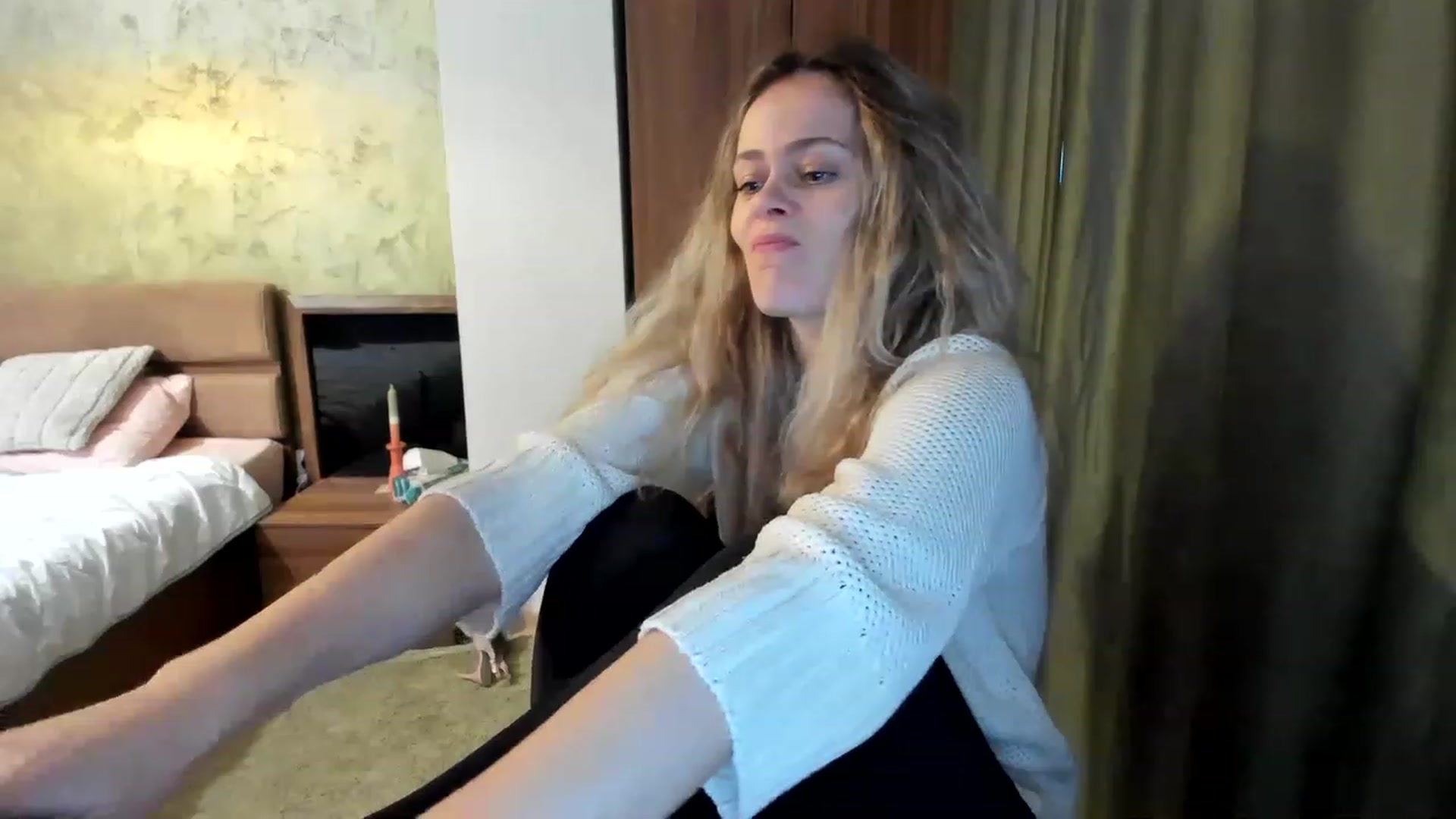 Gallery image thumbnail from DebraPaige's myfreecams stream on, 02/20/2023, 11:57 image 20 of 20