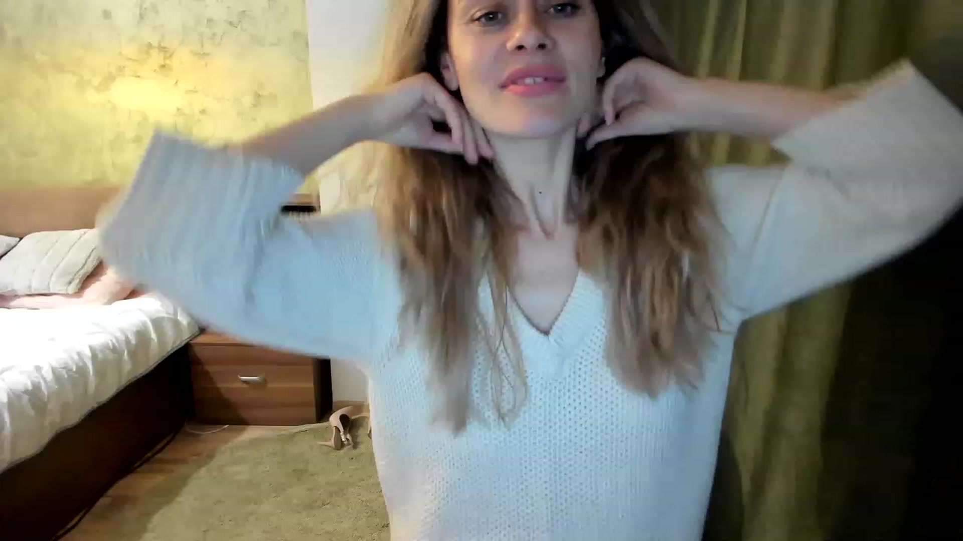 Gallery image thumbnail from DebraPaige's myfreecams stream on, 02/20/2023, 17:25 image 3 of 20