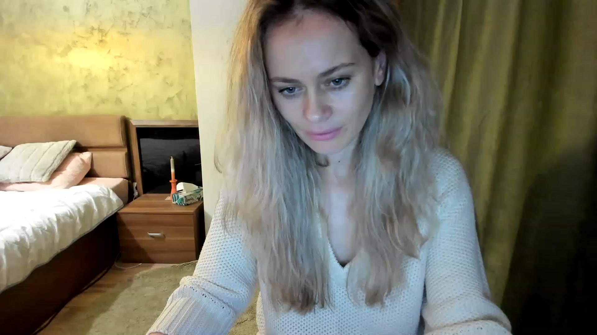 Gallery image thumbnail from DebraPaige's myfreecams stream on, 02/20/2023, 17:25 image 15 of 20