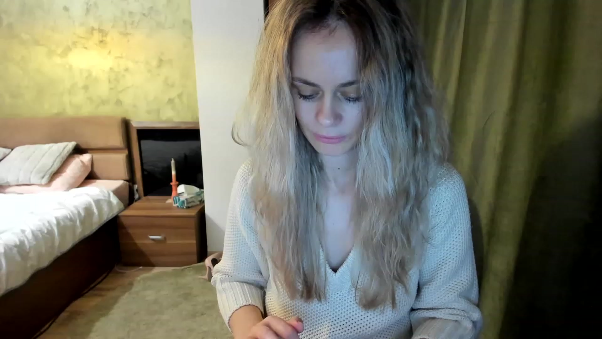 Gallery image thumbnail from DebraPaige's myfreecams stream on, 02/20/2023, 17:25 image 14 of 20