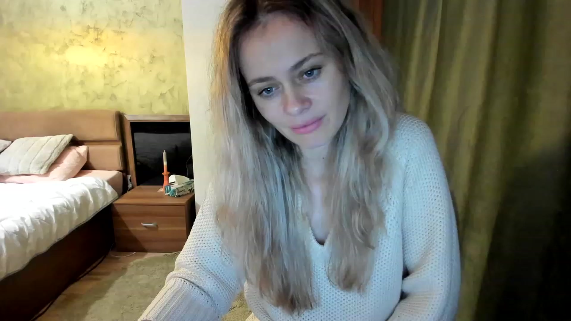 Gallery image thumbnail from DebraPaige's myfreecams stream on, 02/20/2023, 17:25 image 12 of 20
