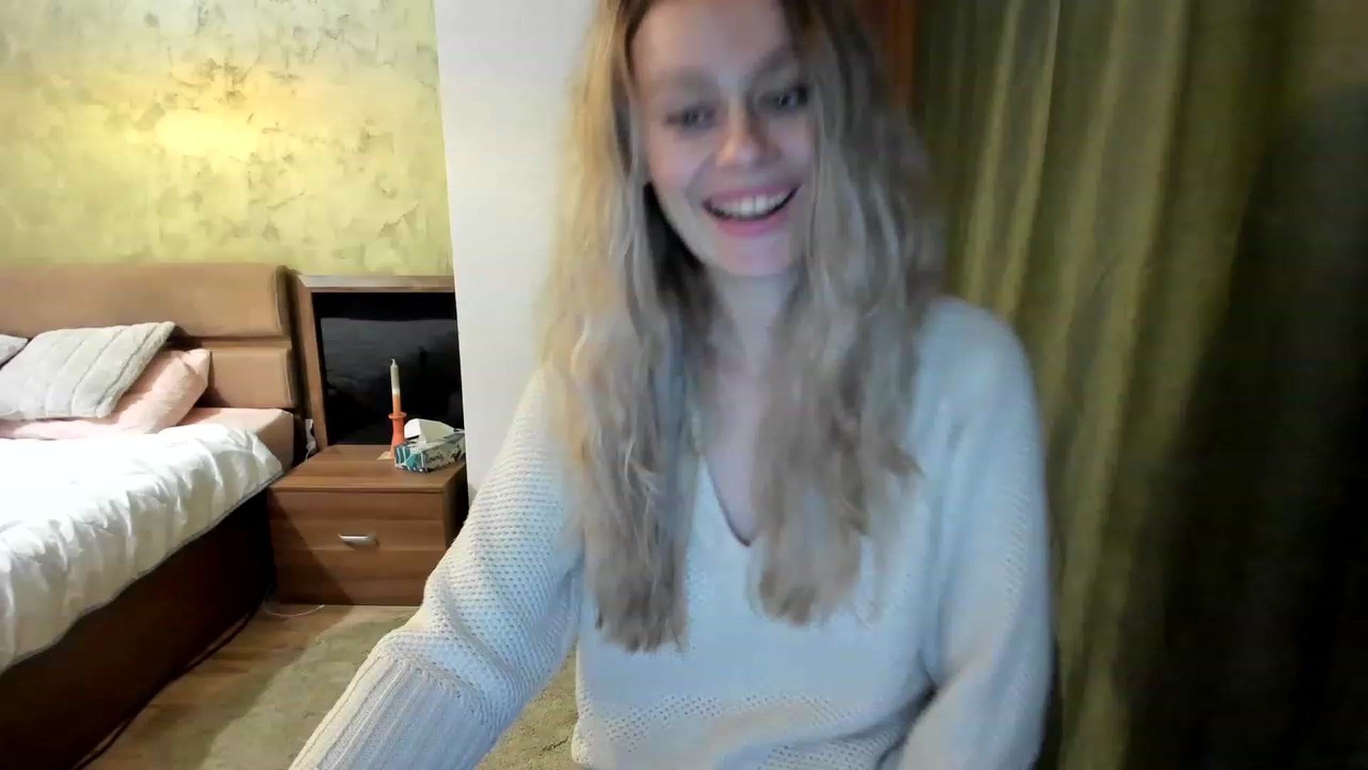 Gallery image thumbnail from DebraPaige's myfreecams stream on, 02/20/2023, 17:25 image 6 of 20