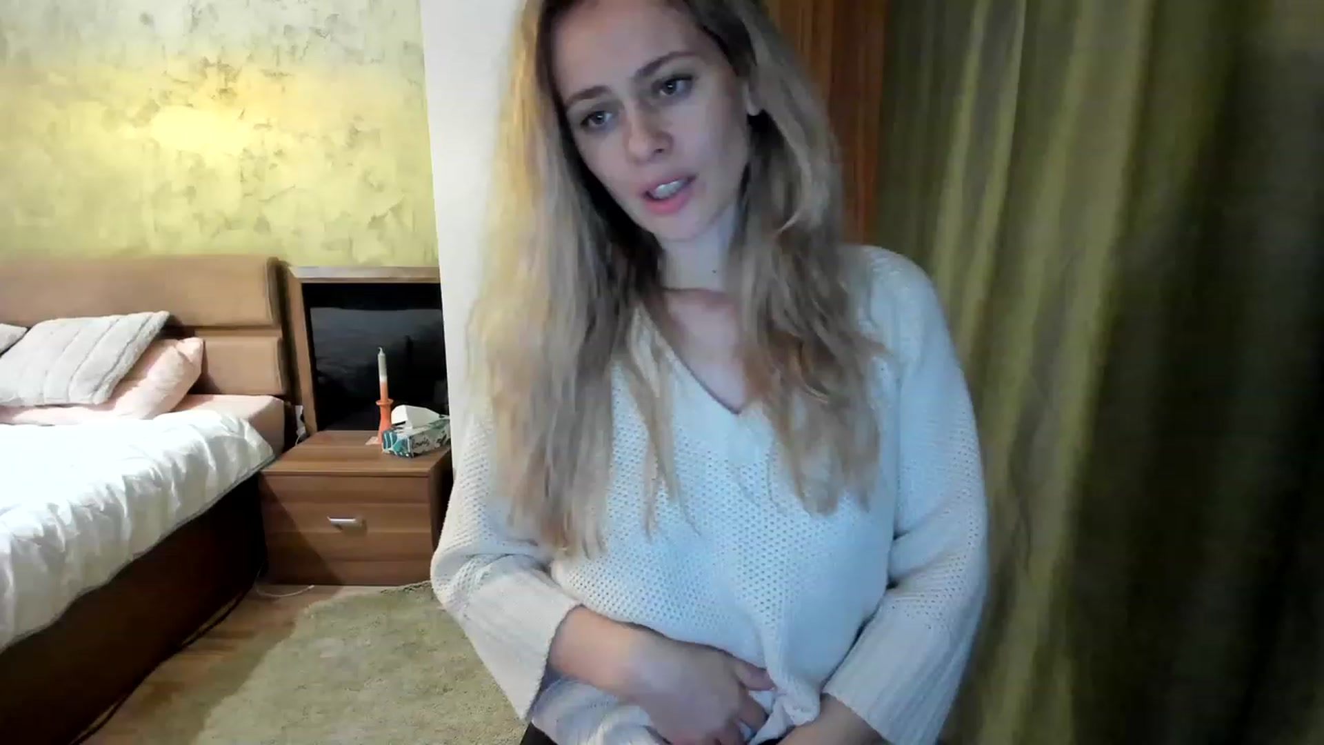 Gallery image thumbnail from DebraPaige's myfreecams stream on, 02/20/2023, 17:25 image 11 of 20