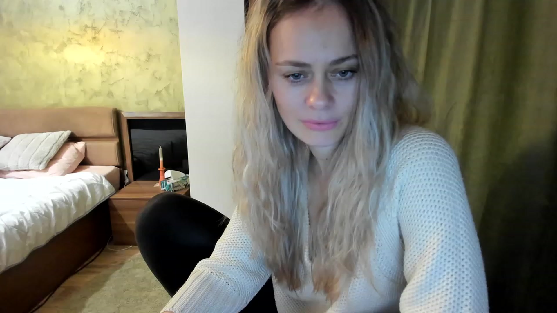 Gallery image thumbnail from DebraPaige's myfreecams stream on, 02/20/2023, 17:25 image 5 of 20